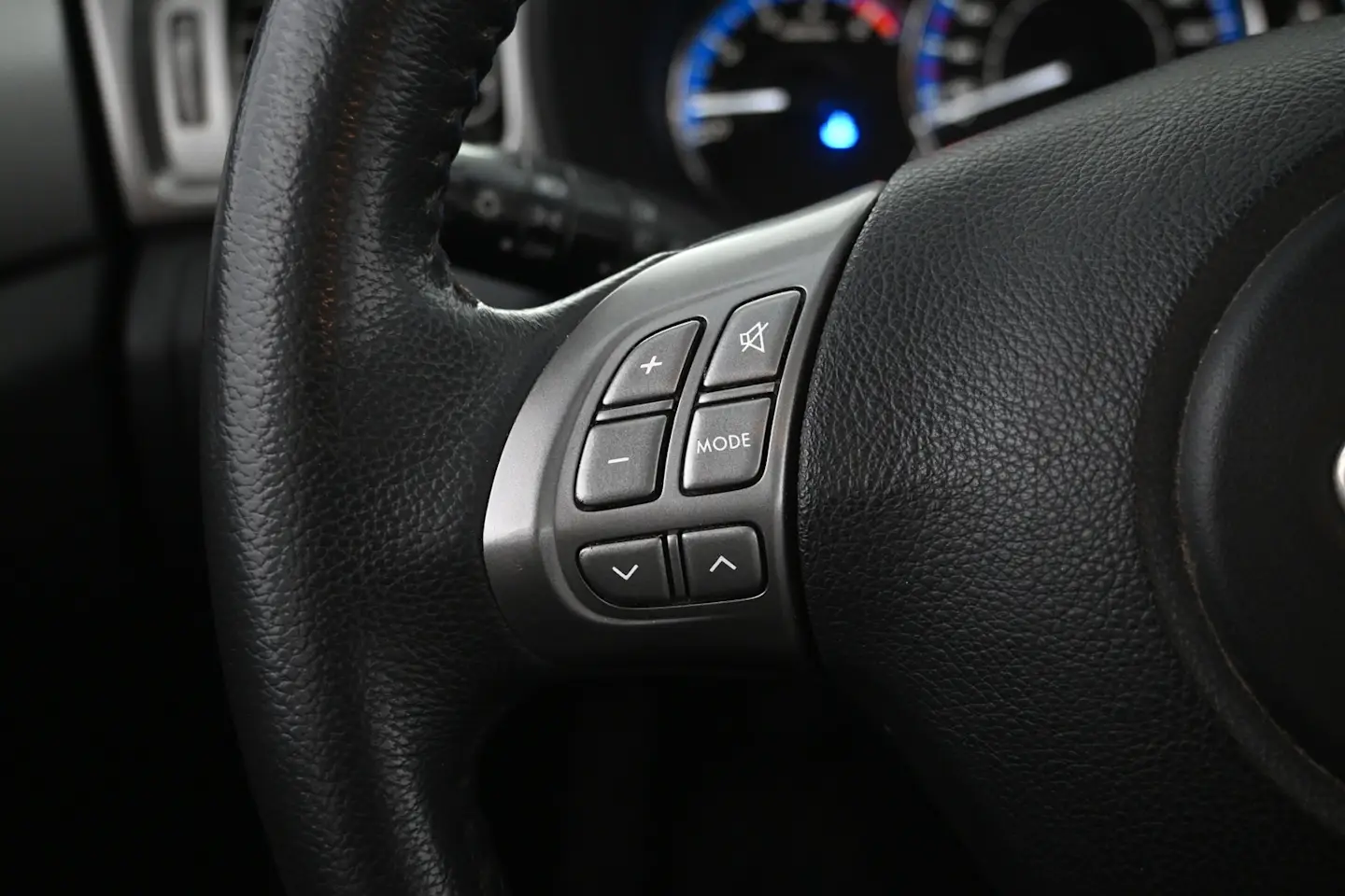 Car Image - 3HC9B4rxODglz1FvnUbhDu
