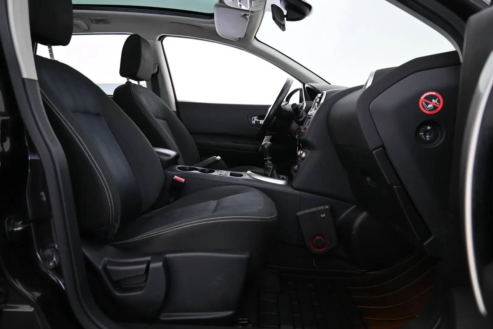 Car Image - 2thabxnbaVmriQvTYjbE8w