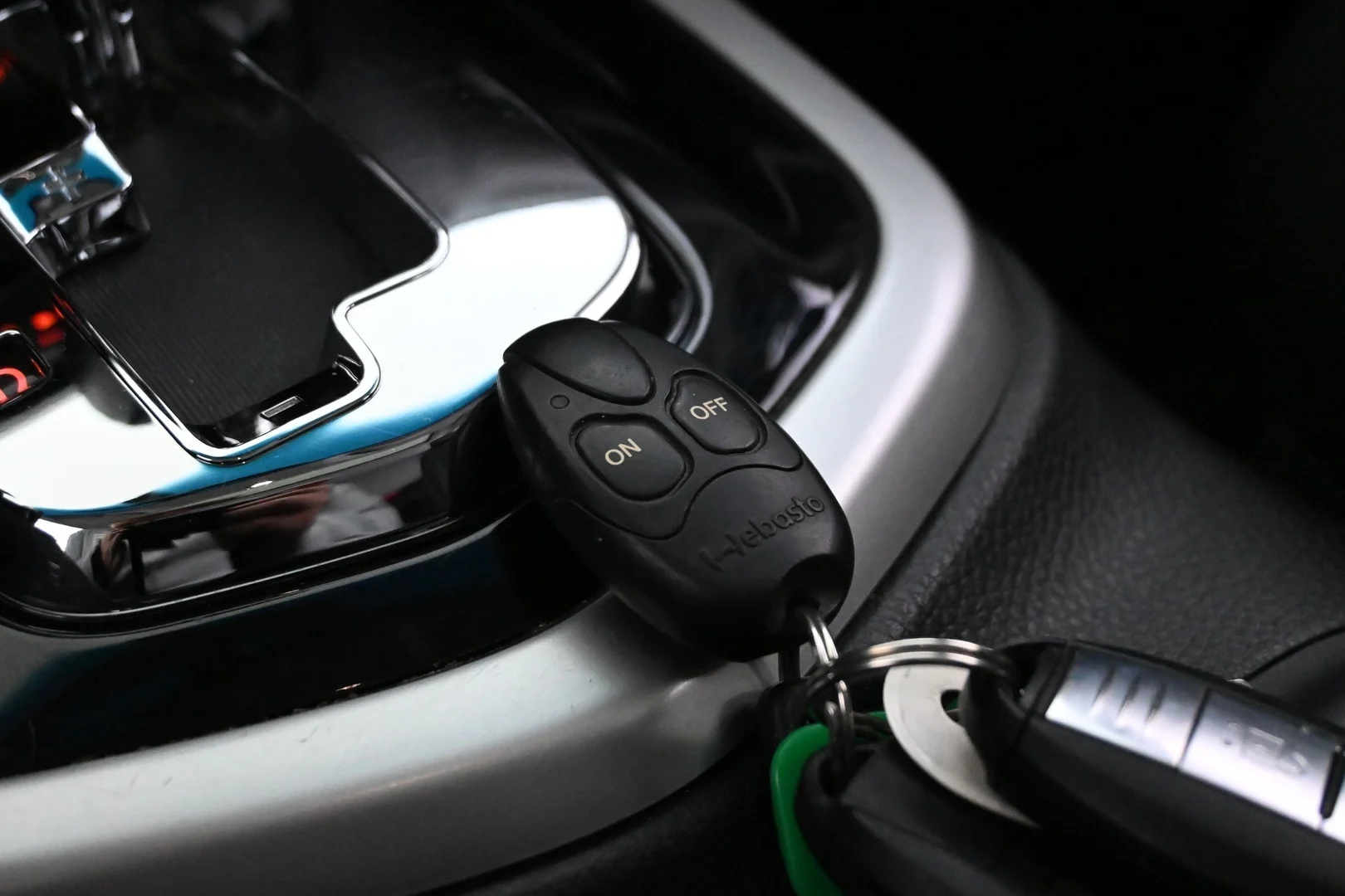 Car Image - 6PgDInTM8KHSBJ18tMQwr9