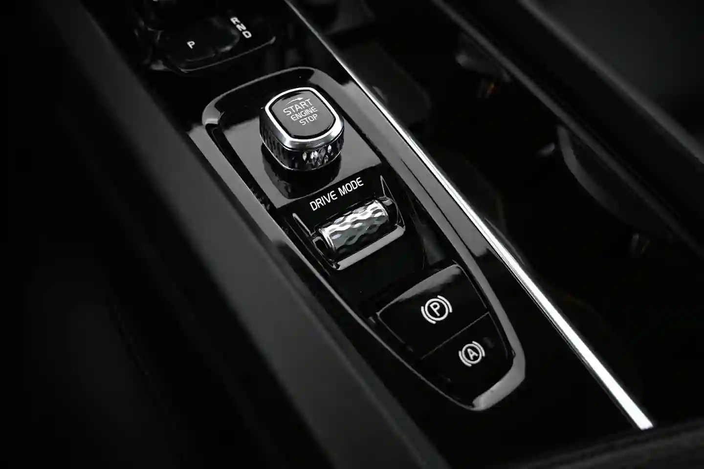 Car Image - 4jD3Rw17j9RaCAW24IcT8s