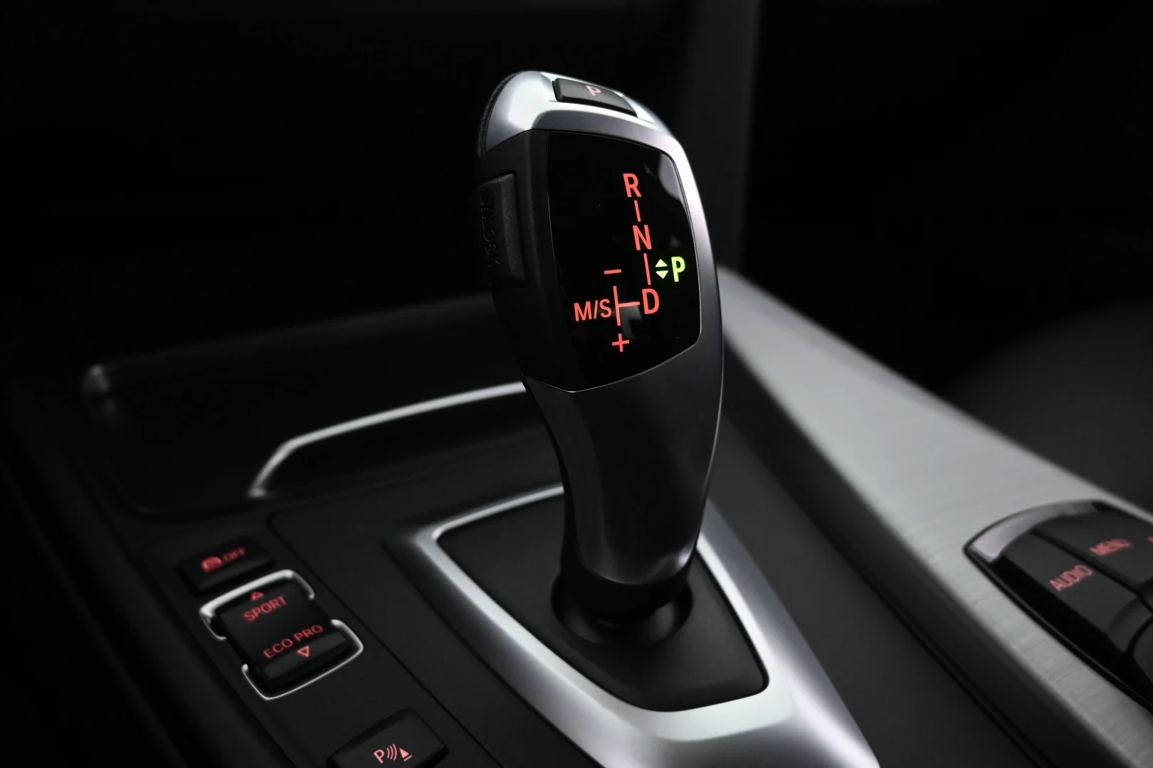 Car Image - 41wDM4hgukprV31jNhalP4