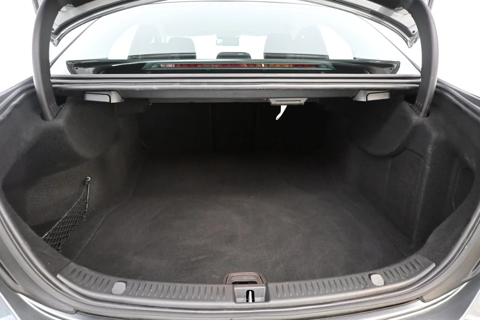 Car Image - qBbLFdbz9InBszjdJl3Ja