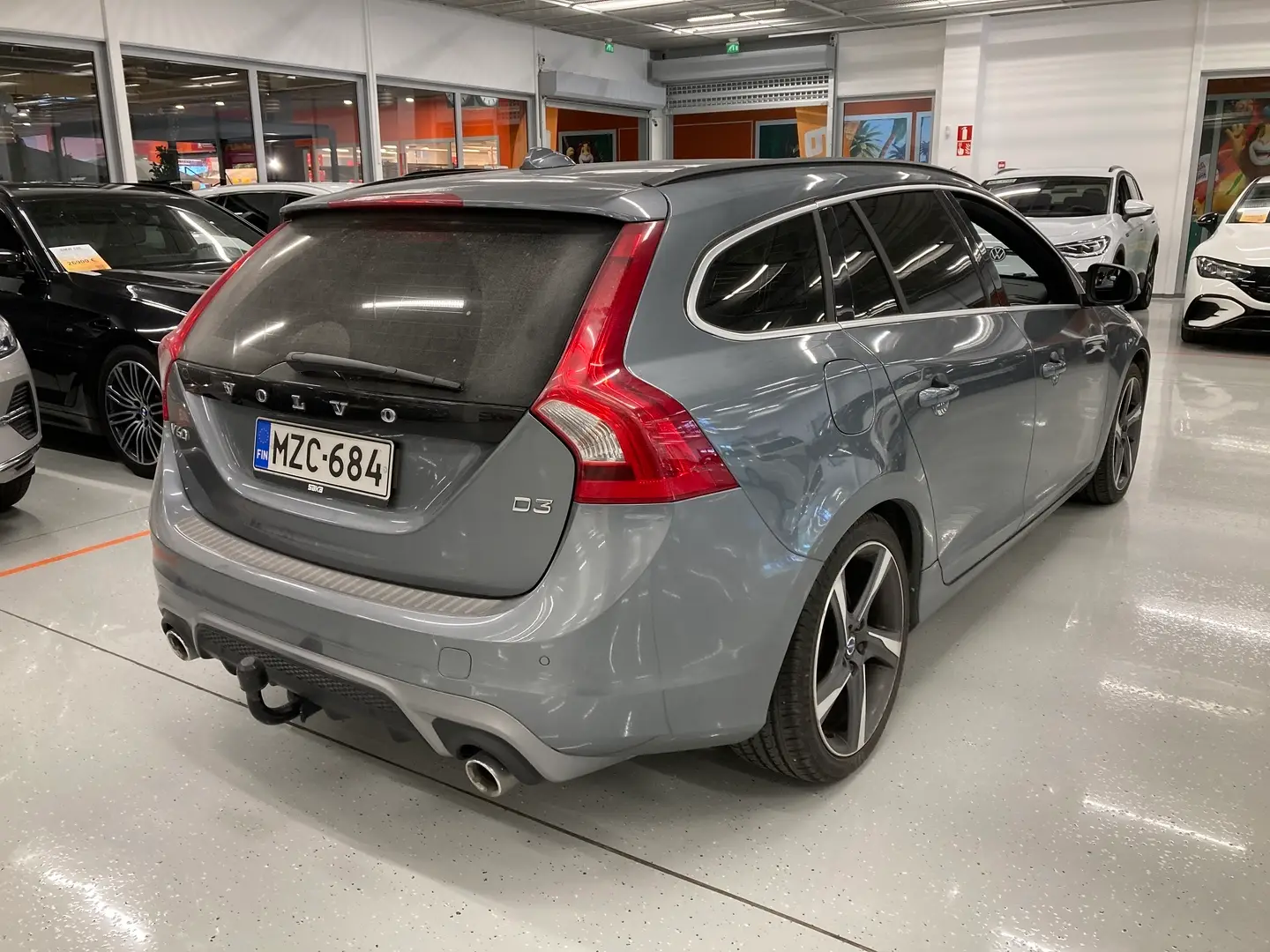 Car Image - 3n5K5kkTp9uM9Tl0EfrkWE
