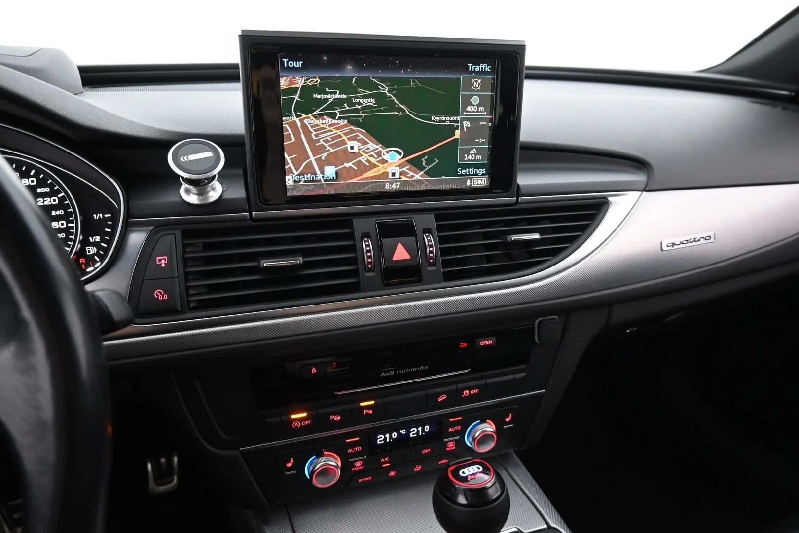 Car Image - 4MRR1QX5nBYBmeeujK2YLG