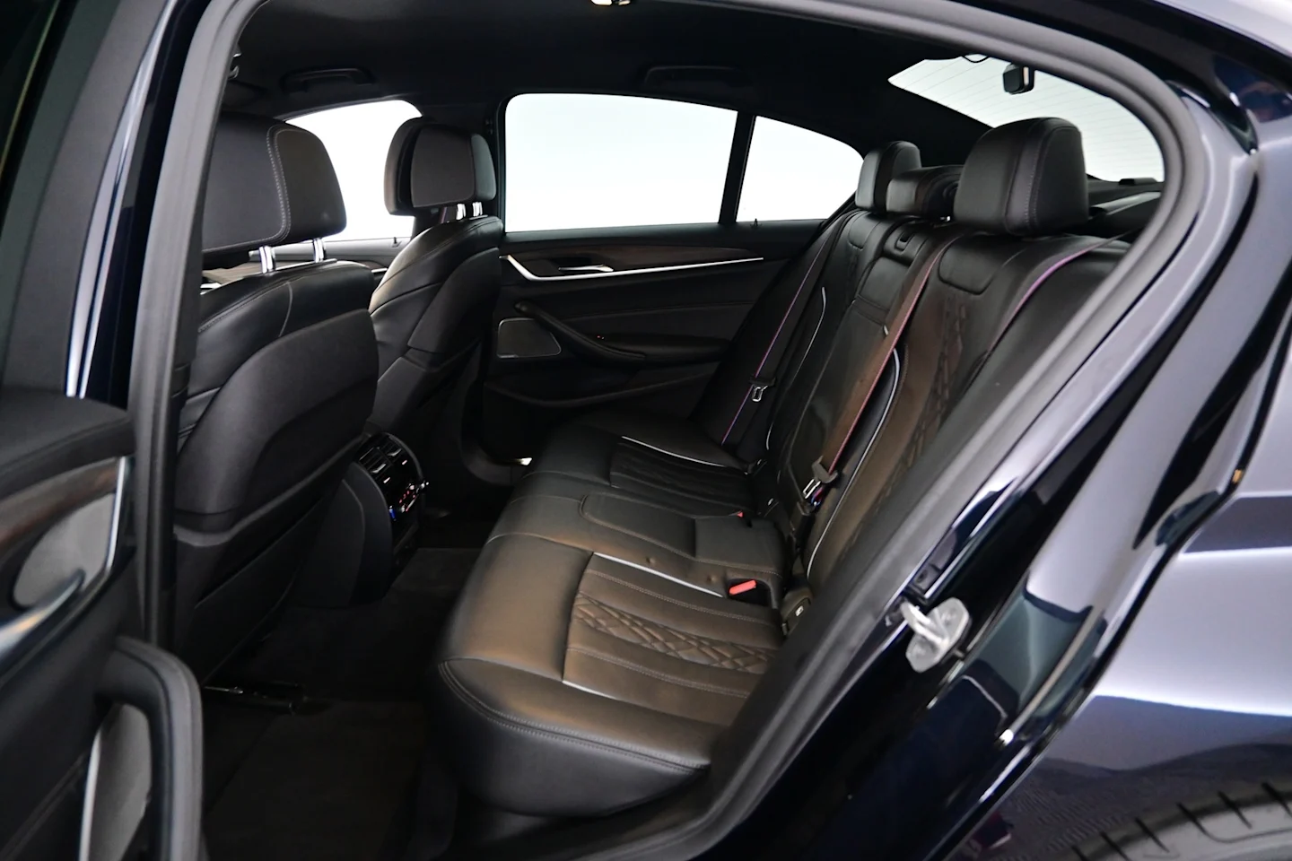 Car Image - 1AsK9Fc43rqOyH8EDmQ0JI