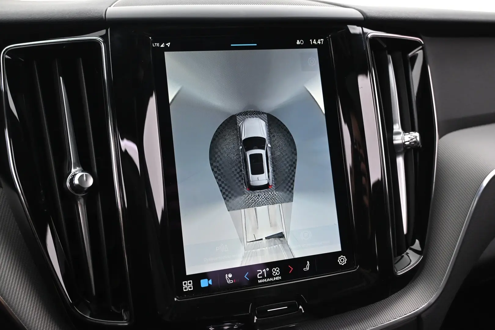 Car Image - 3F3bcpxmFnjolCL2mA46uL