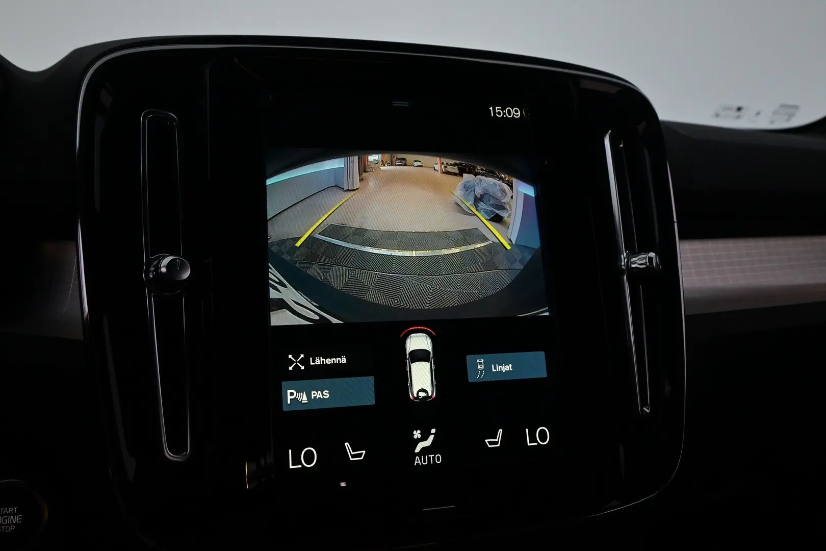 Car Image - KH1re8yu03QPWkfLW8P14