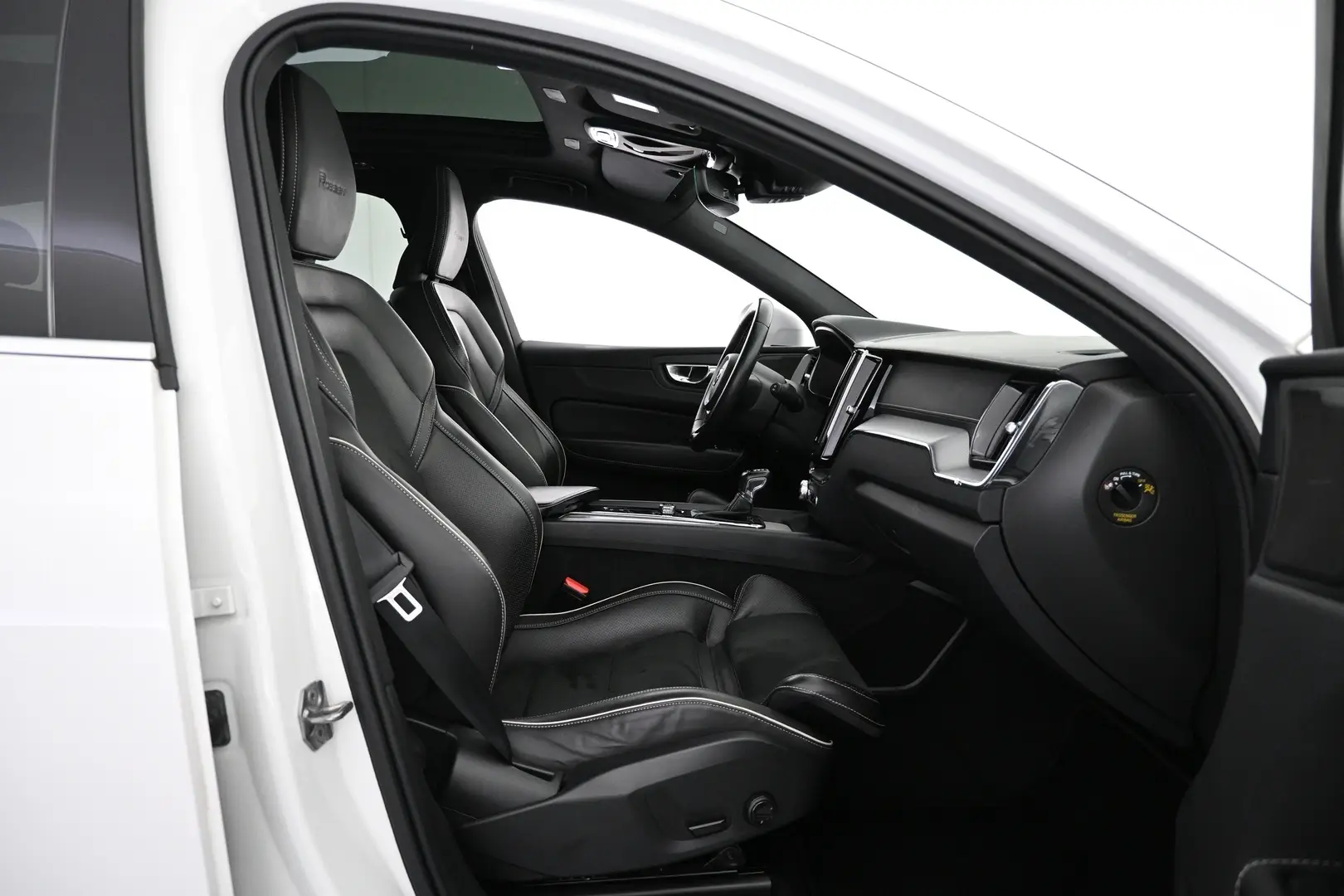 Car Image - 1h59xTSMGe9hXnvMERQ6nS