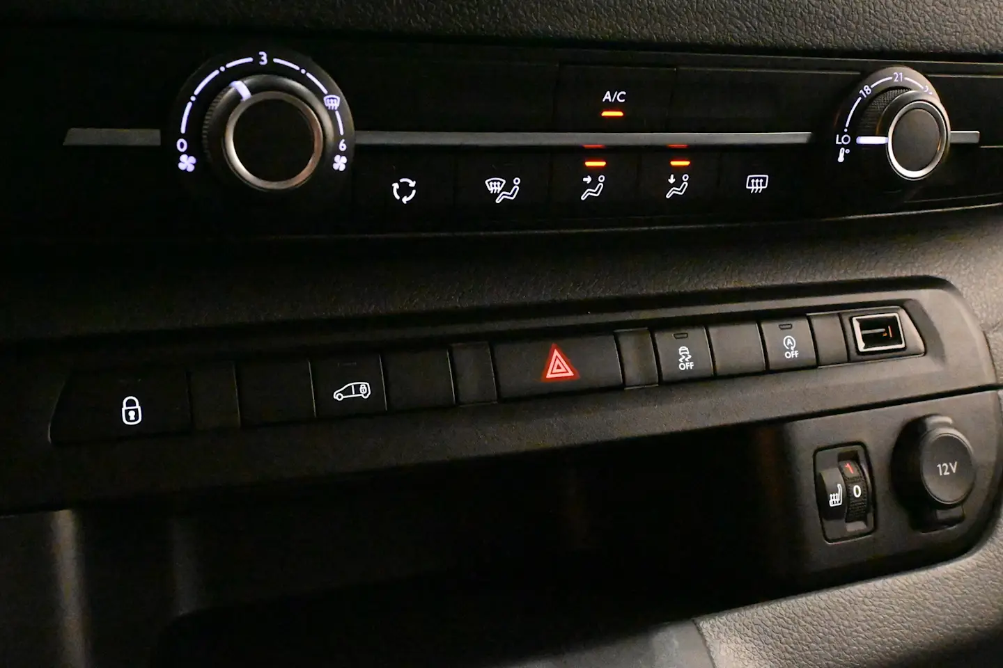 Car Image - 7gxPRZInWuaZEyEGhZ7YGc