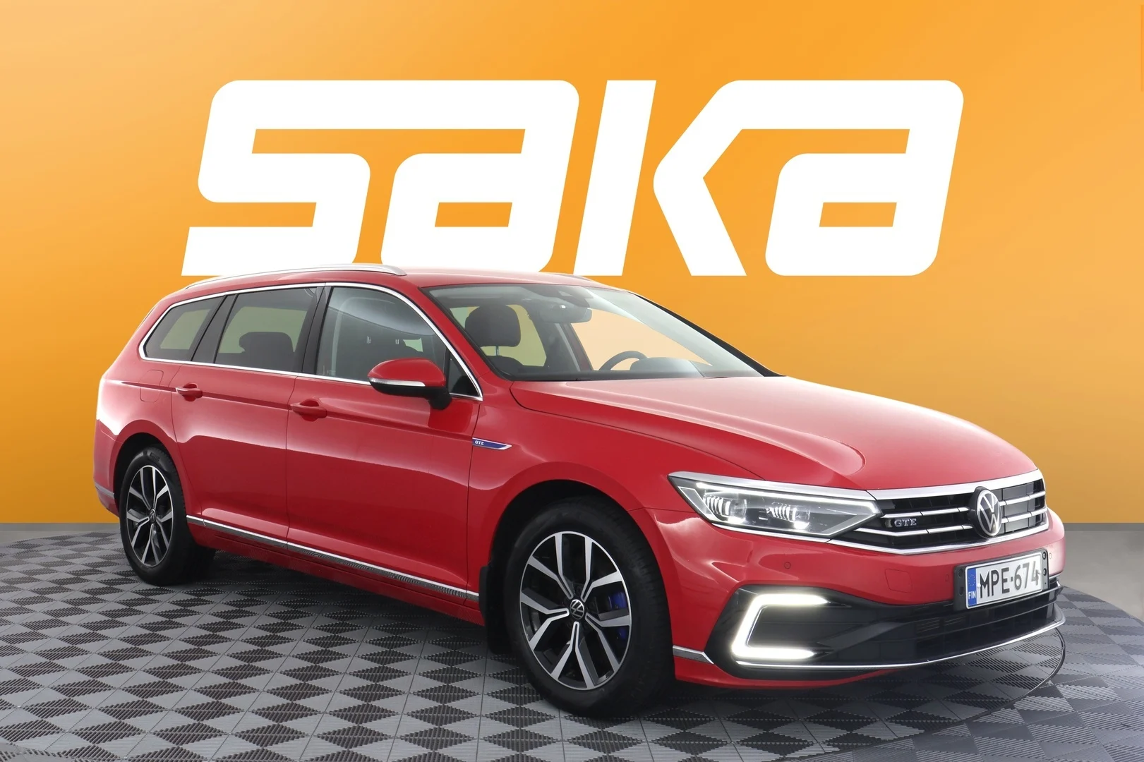 Car Image - 2ESuGeEjLUX66AfHtcVV3l