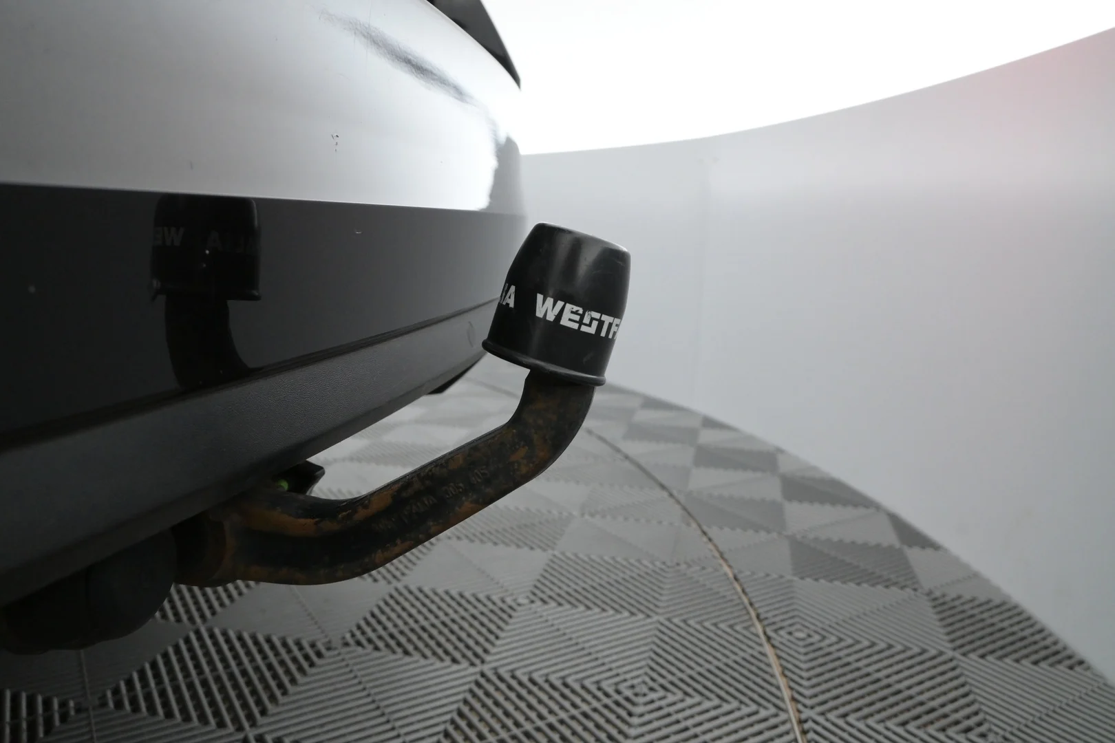 Car Image - 2dV22RypYjQECeqxJRTFk1