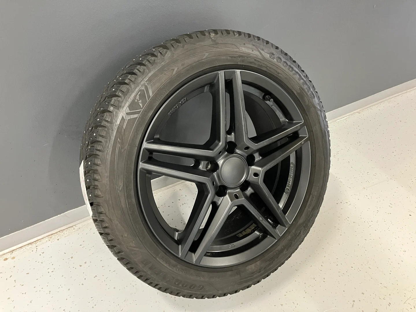 Car Image - 7Jjk0bCzjXq4gL0ukgbVdg