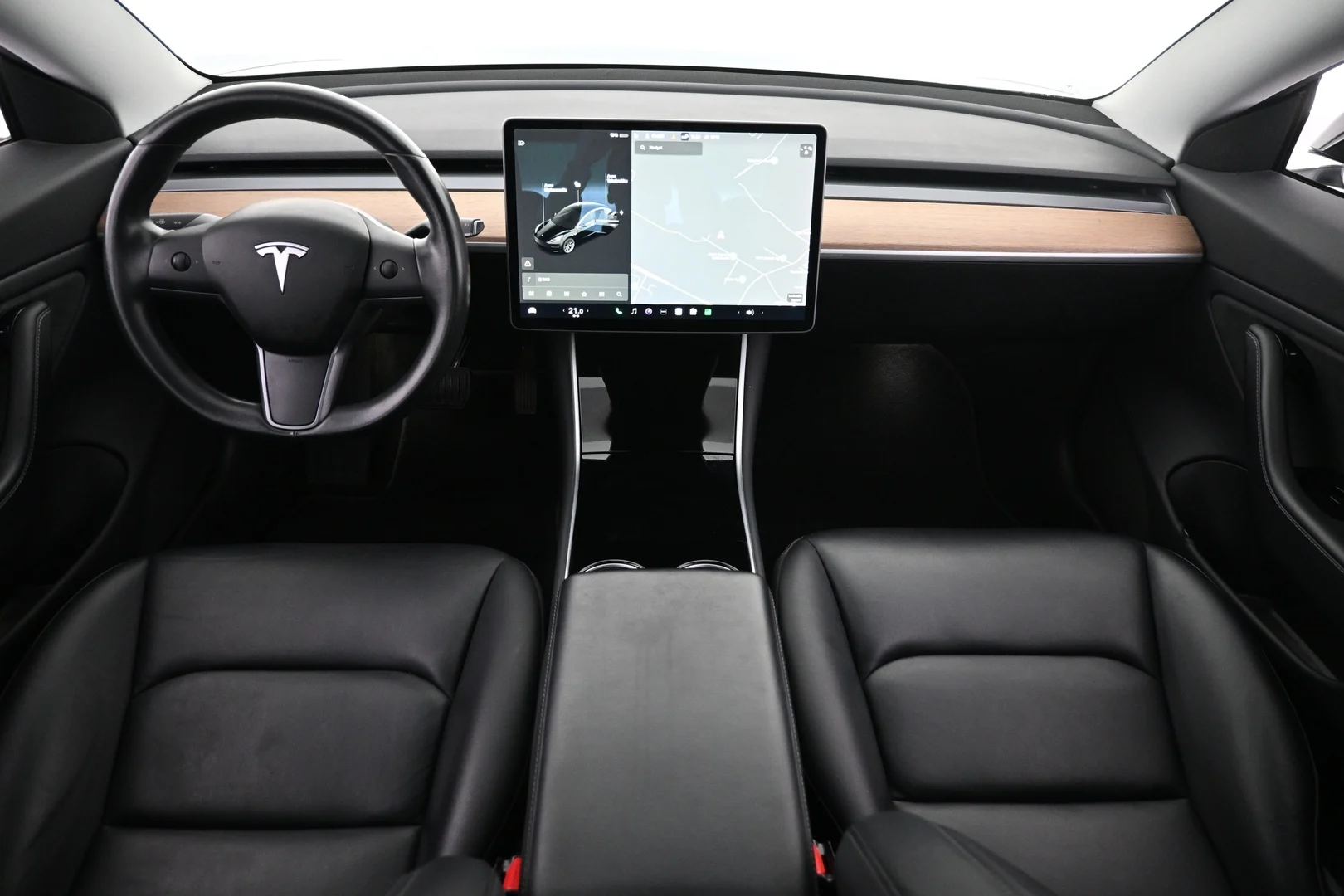 Car Image - 4xH3UEEFbiyShmF2sI12MD