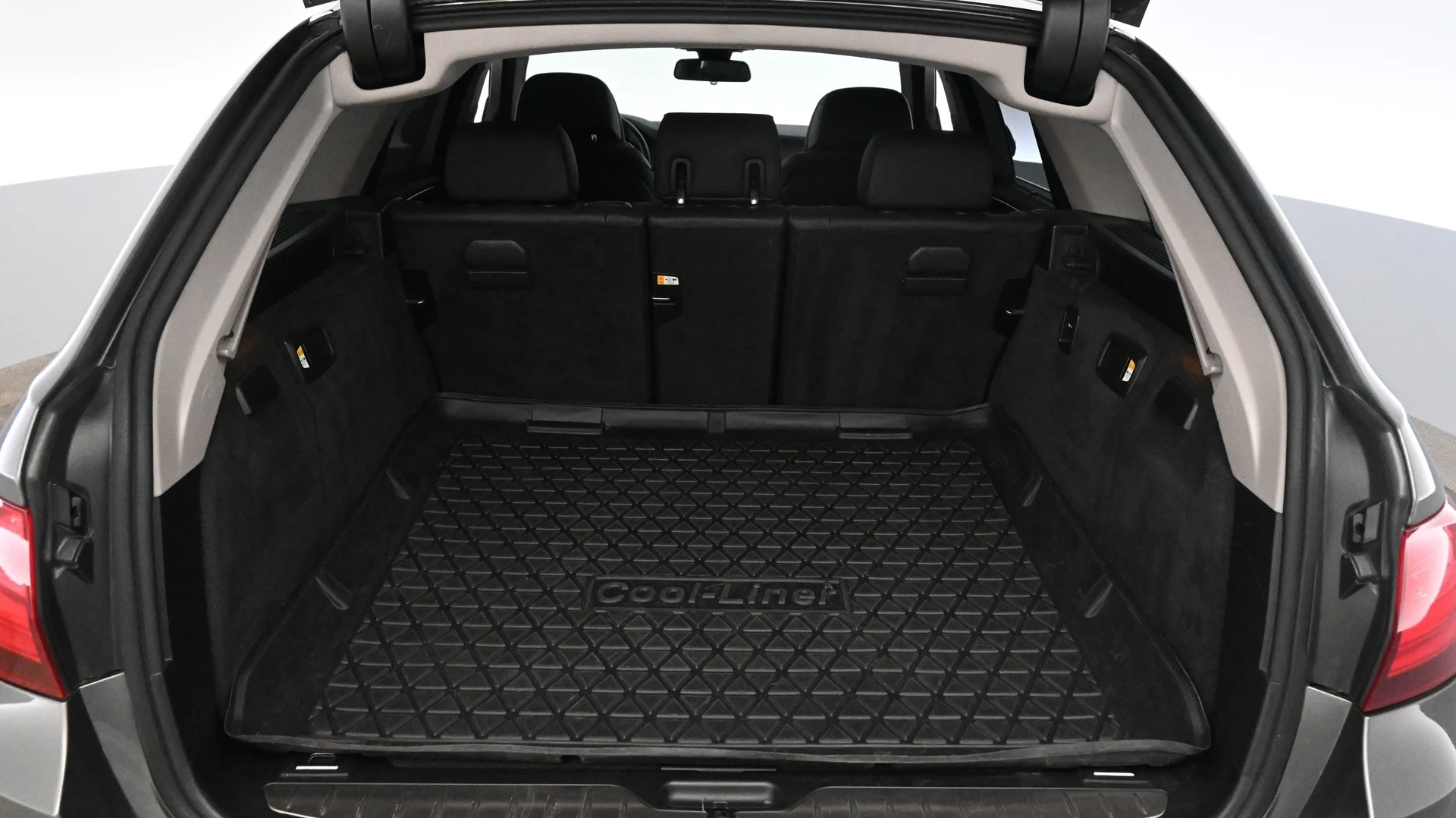 Car Image - 5zEQLFGHP2fangKbsVzl7f