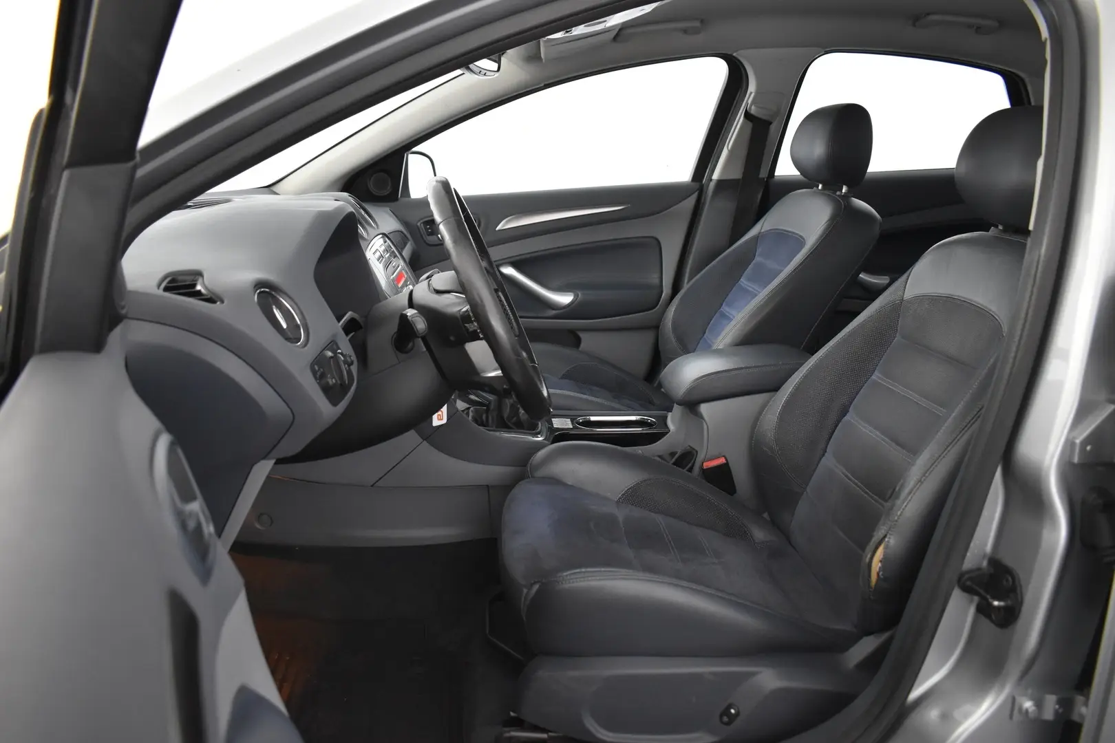 Car Image - 7sn79JgBl0TUXlwAJAyJoz
