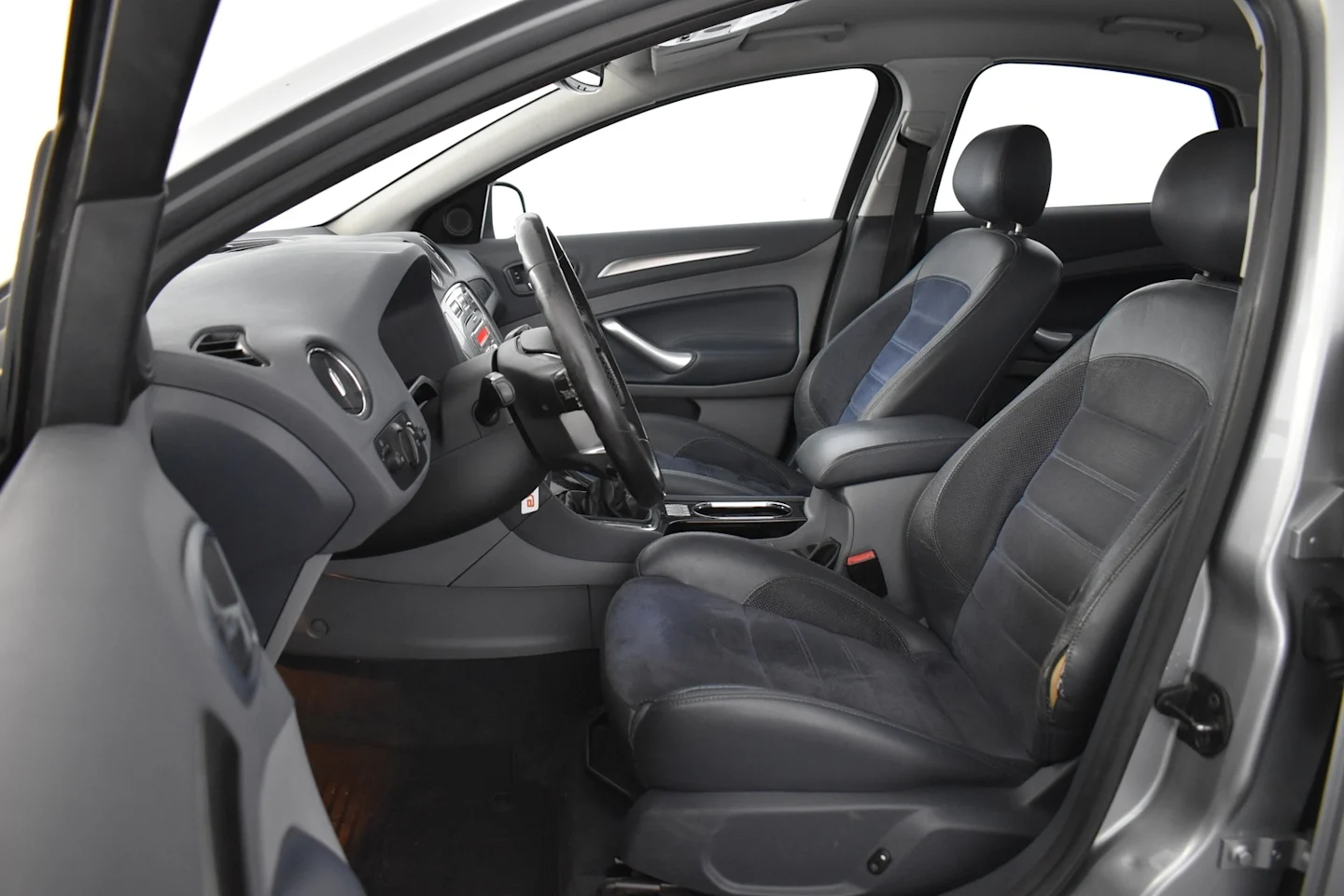 Car Image - 7sn79JgBl0TUXlwAJAyJoz