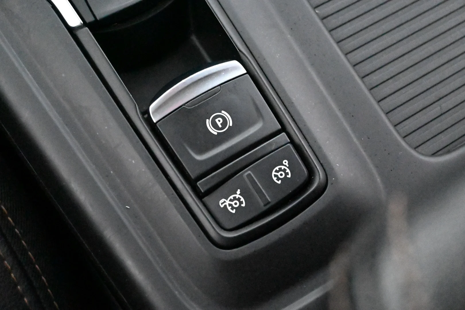 Car Image - 204vQF973EU9252FhTqrVV