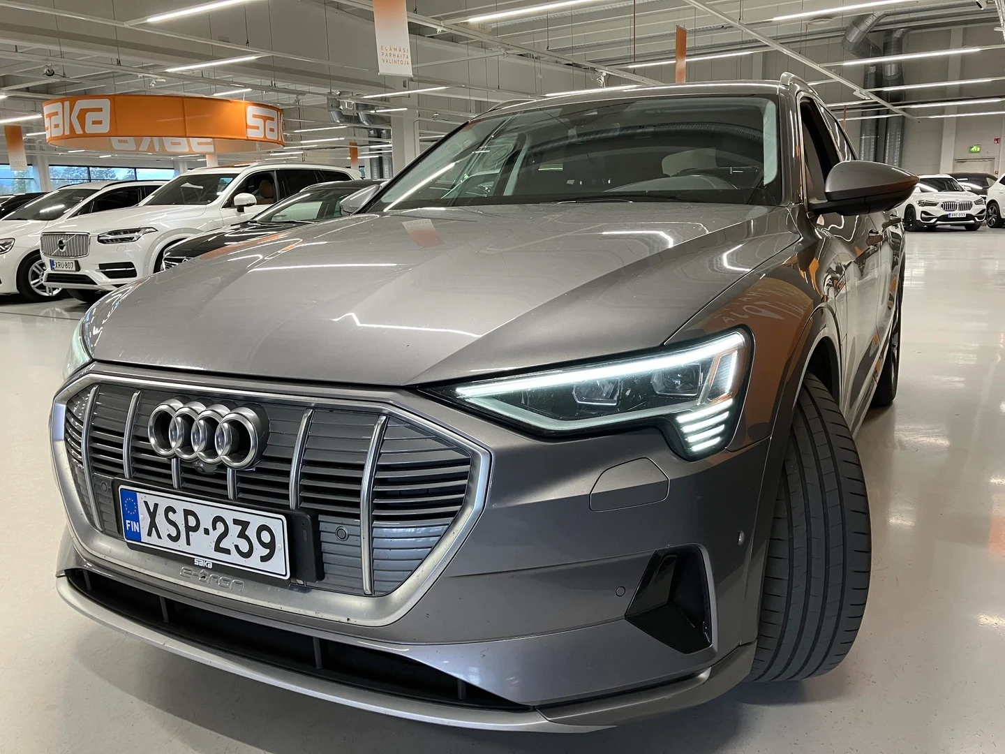 Car Image - 1Fd1T5uJMC3zTMcNtCQD6F