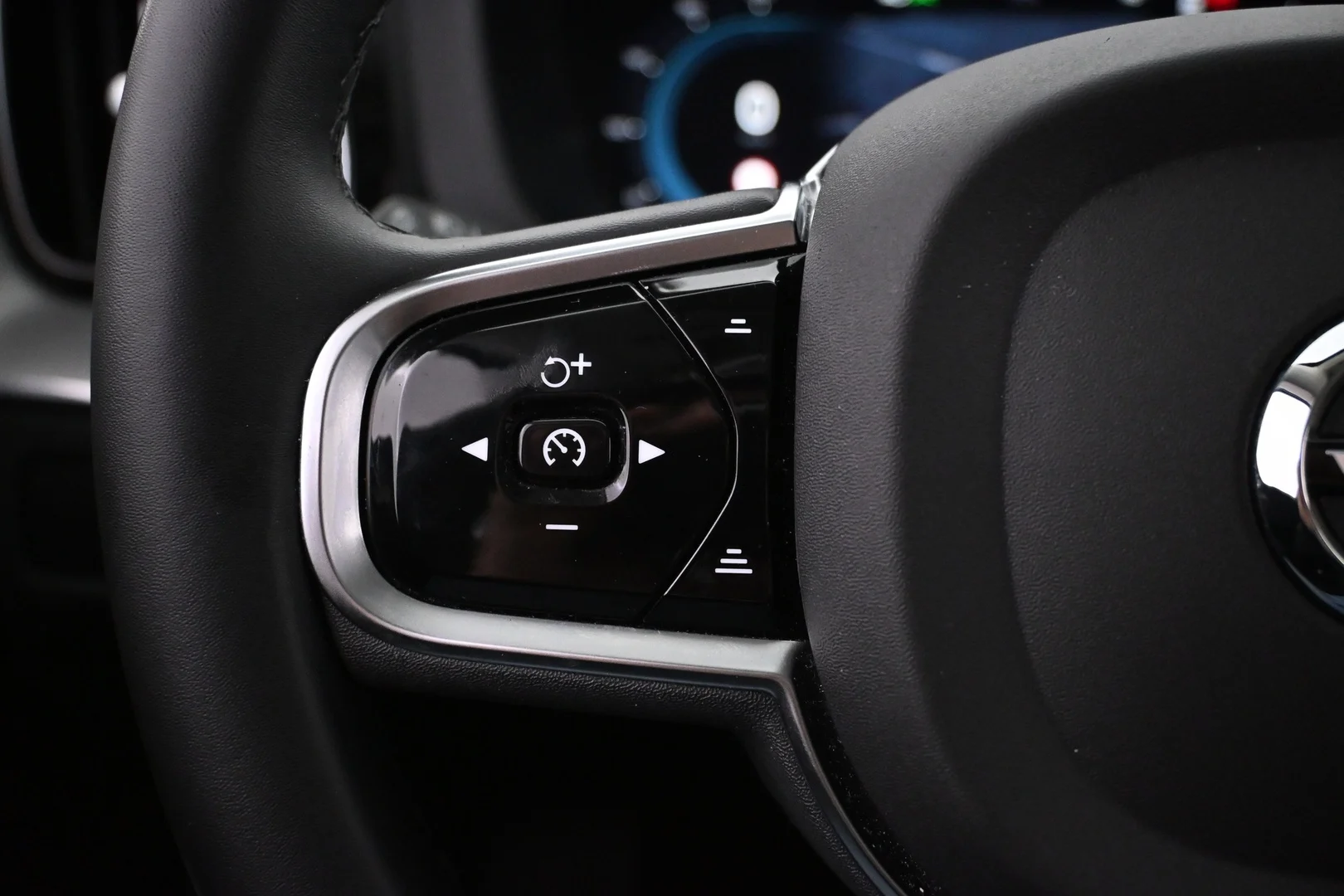 Car Image - 3jzXZOlyAUEHqXR9GJkiKW