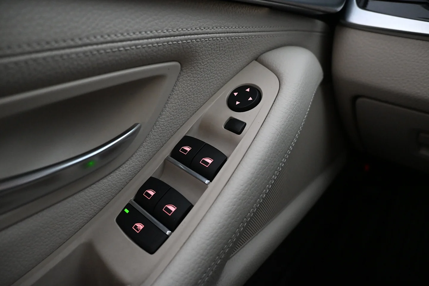 Car Image - 2pIdBi61X9WtlPhzg7fHk8