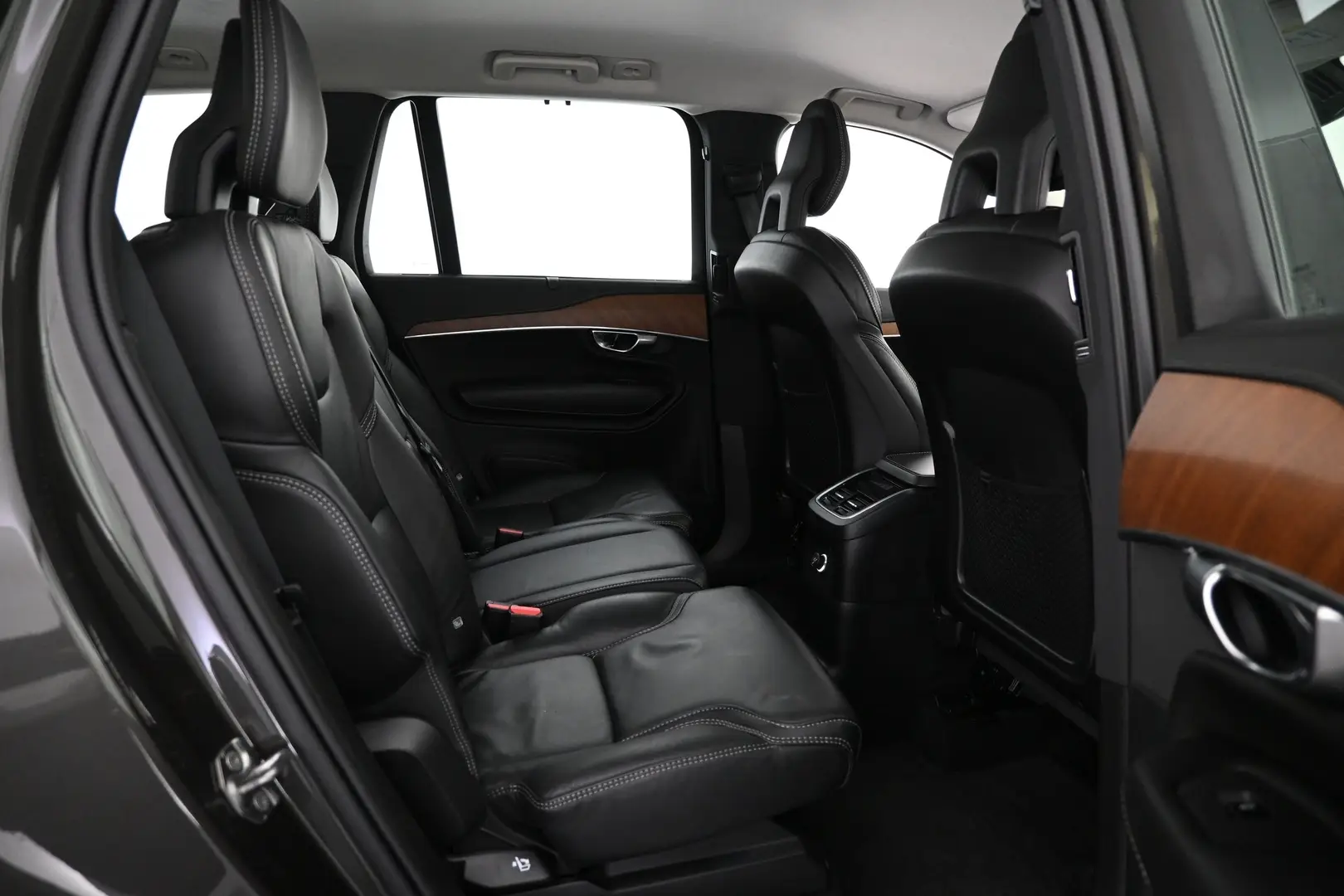 Car Image - 4TSSilqVPzvHXKbhyNBVWJ