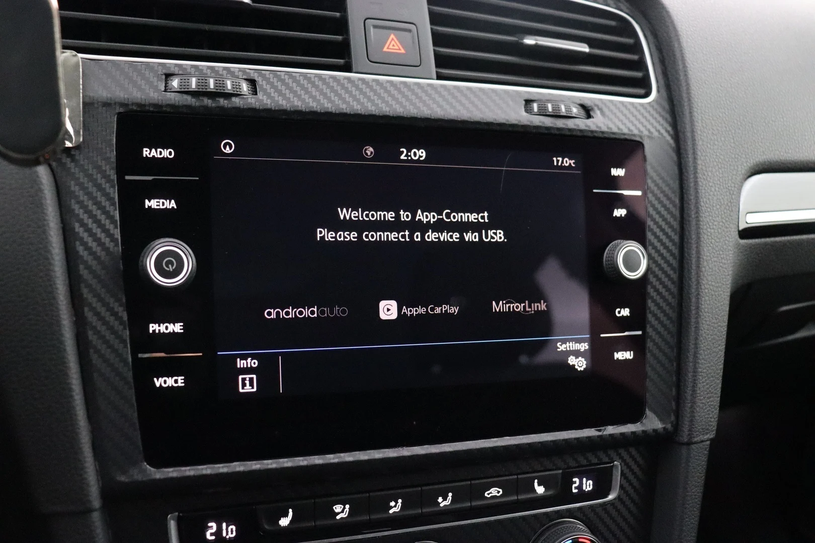 Car Image - 4Zd6EzFBJzAWwaq89VibQI