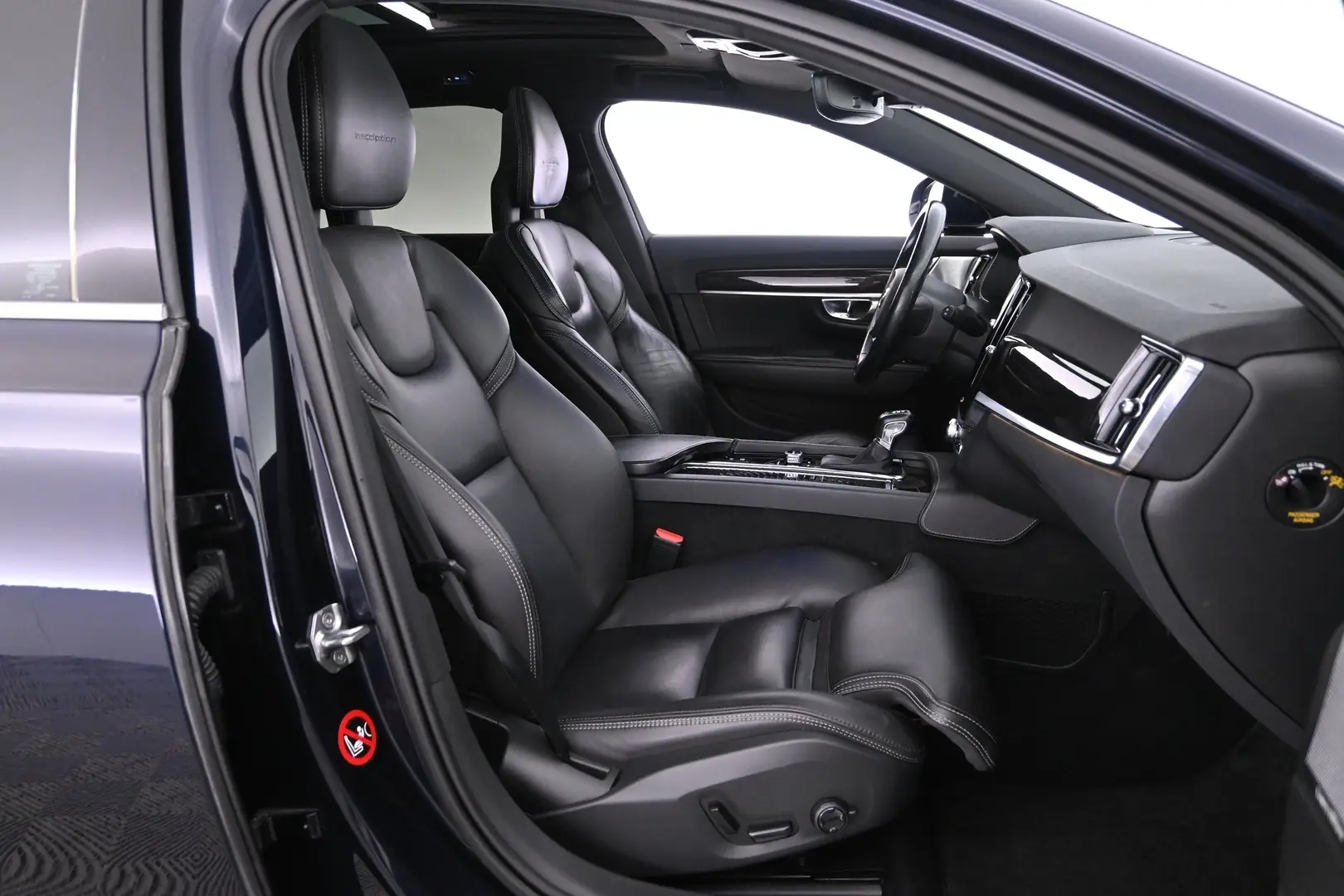 Car Image - 3fY7gm4w2WFcDjXAzPETkJ