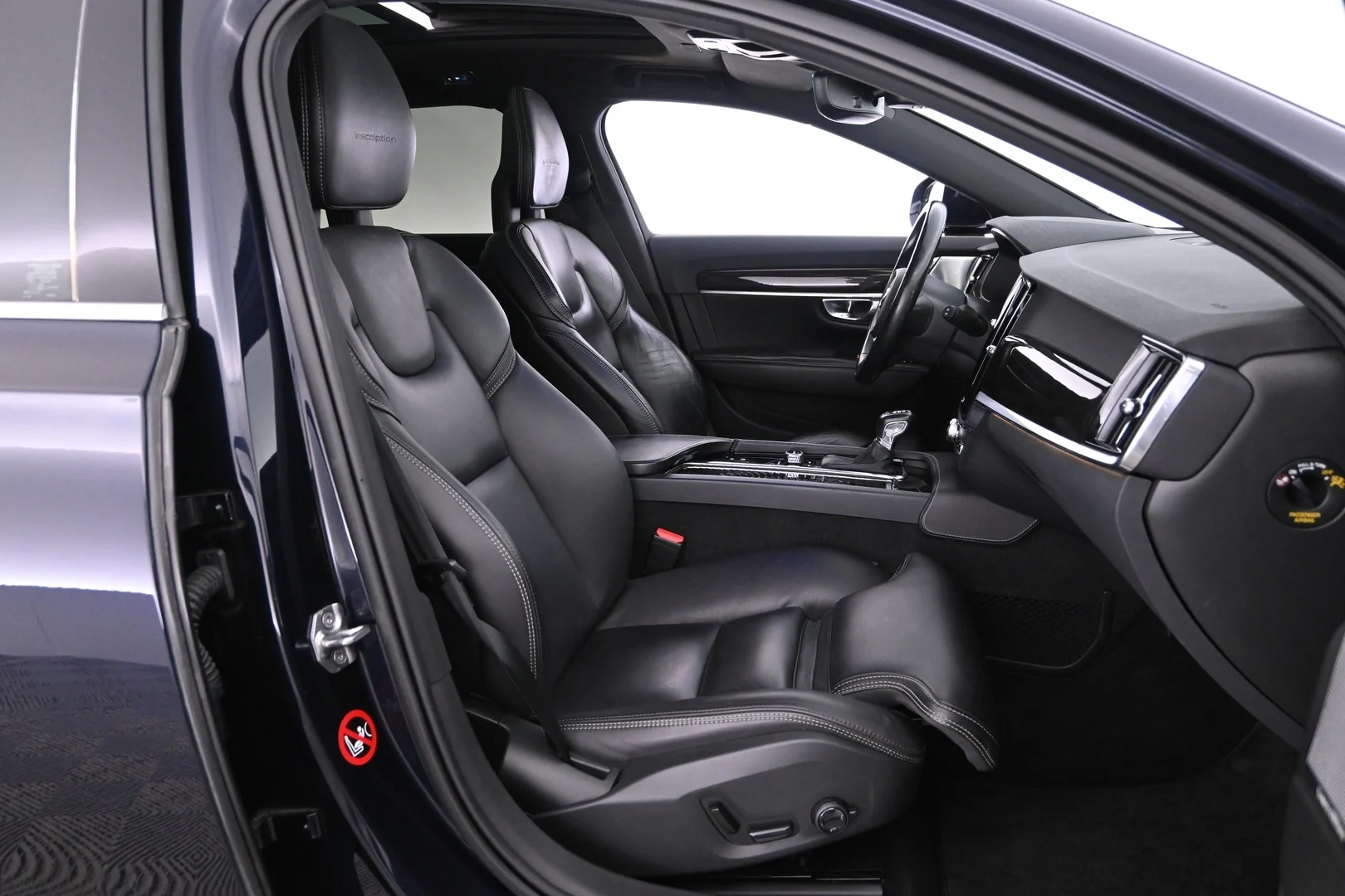 Car Image - 3fY7gm4w2WFcDjXAzPETkJ