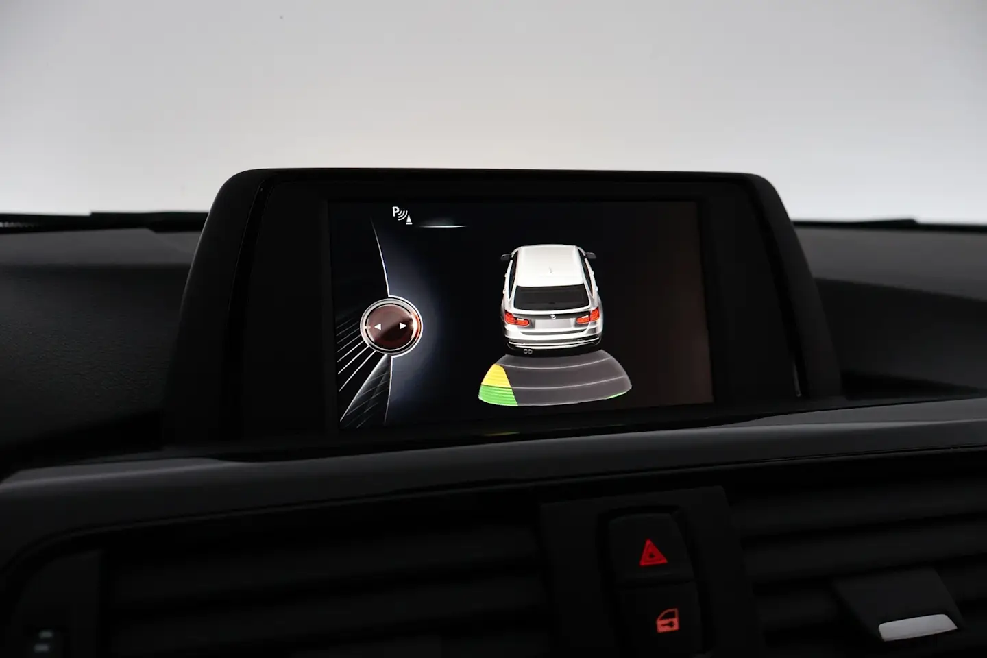 Car Image - 1hXmMYF85YESook5btj8TR