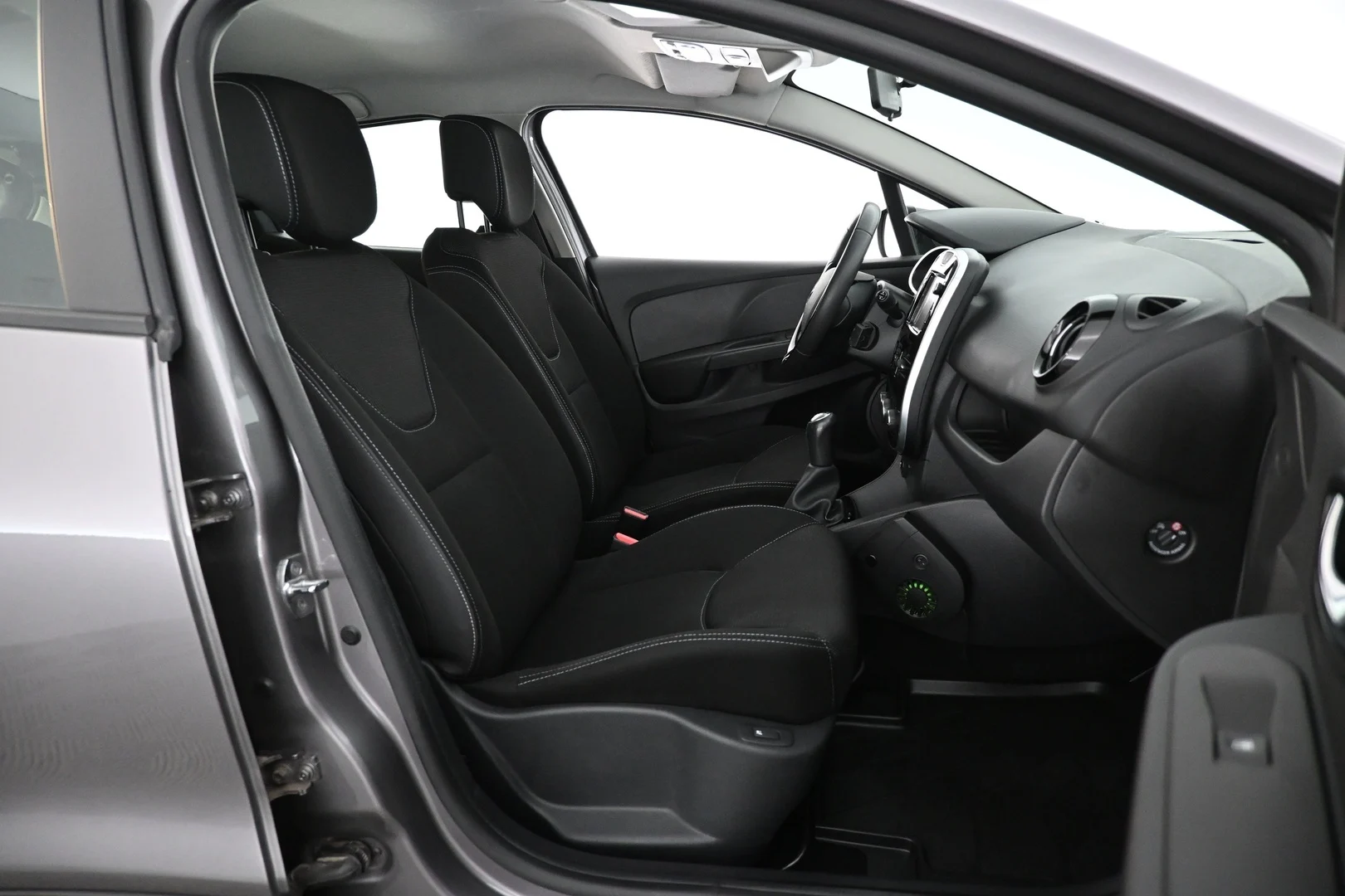 Car Image - 010lIw9sbrj9GE6Dl67cDP