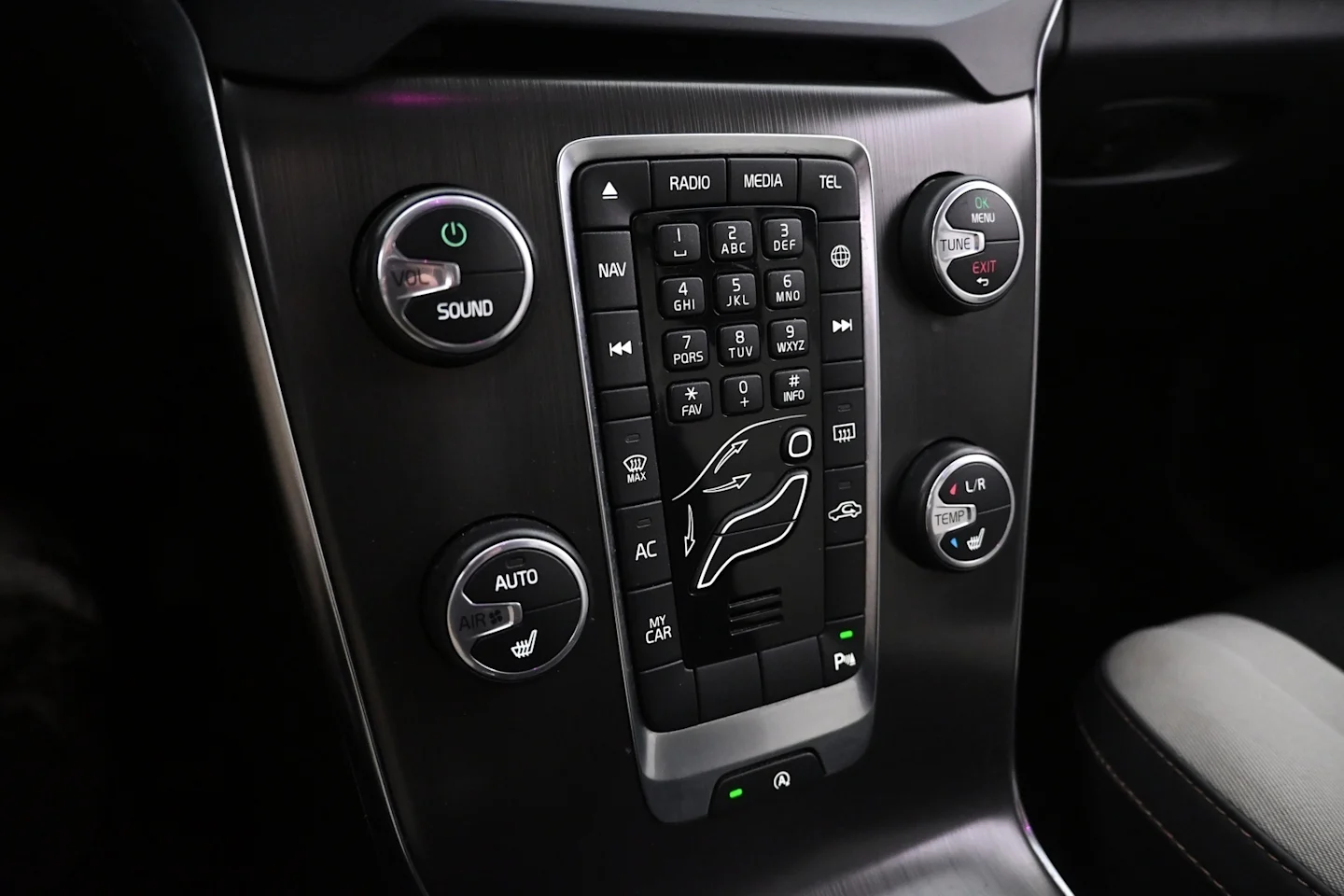 Car Image - xpyeLHHjzyQDfsvrv81JH