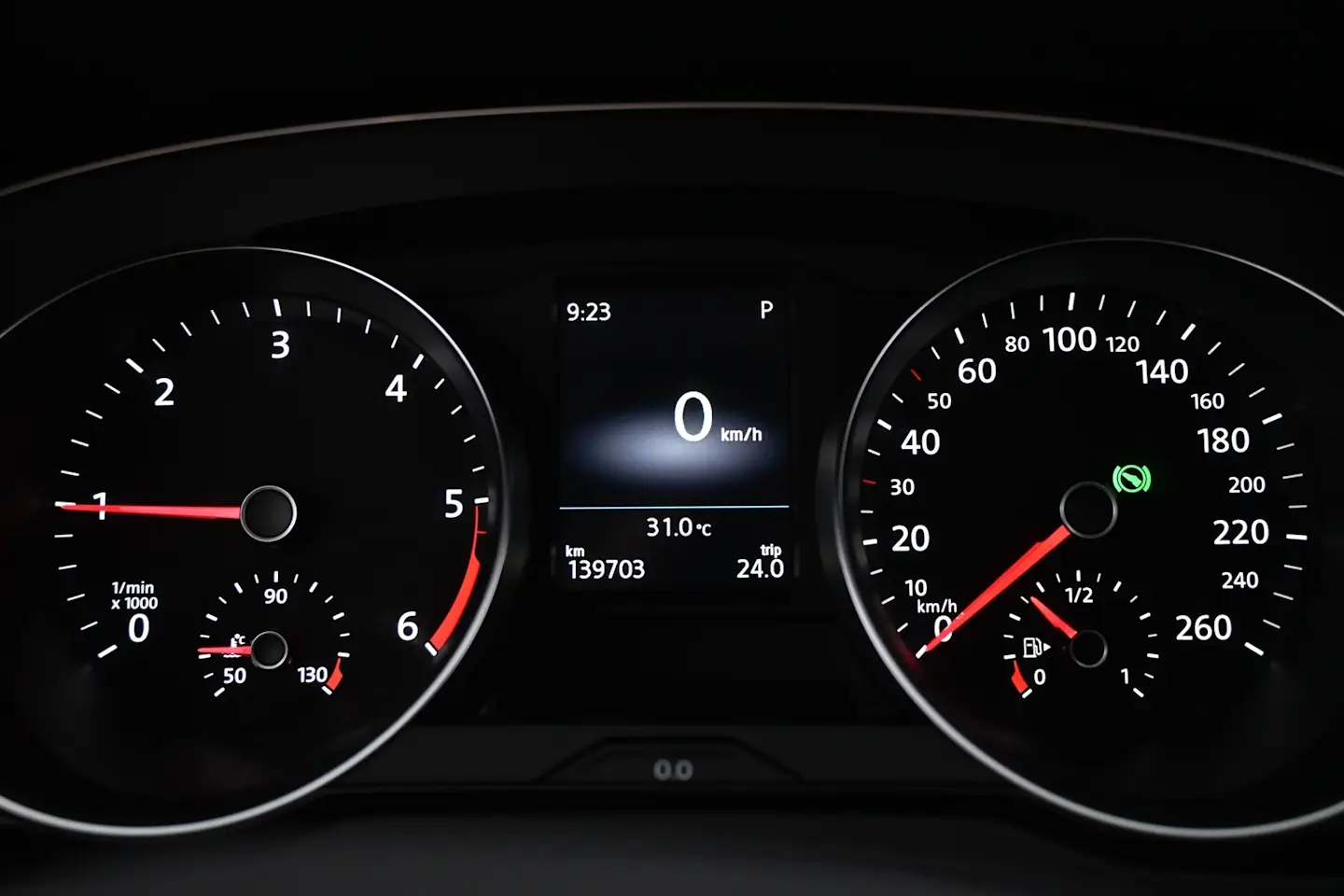 Car Image - 6u1r3AoxHiDXqxMUm8c8kT