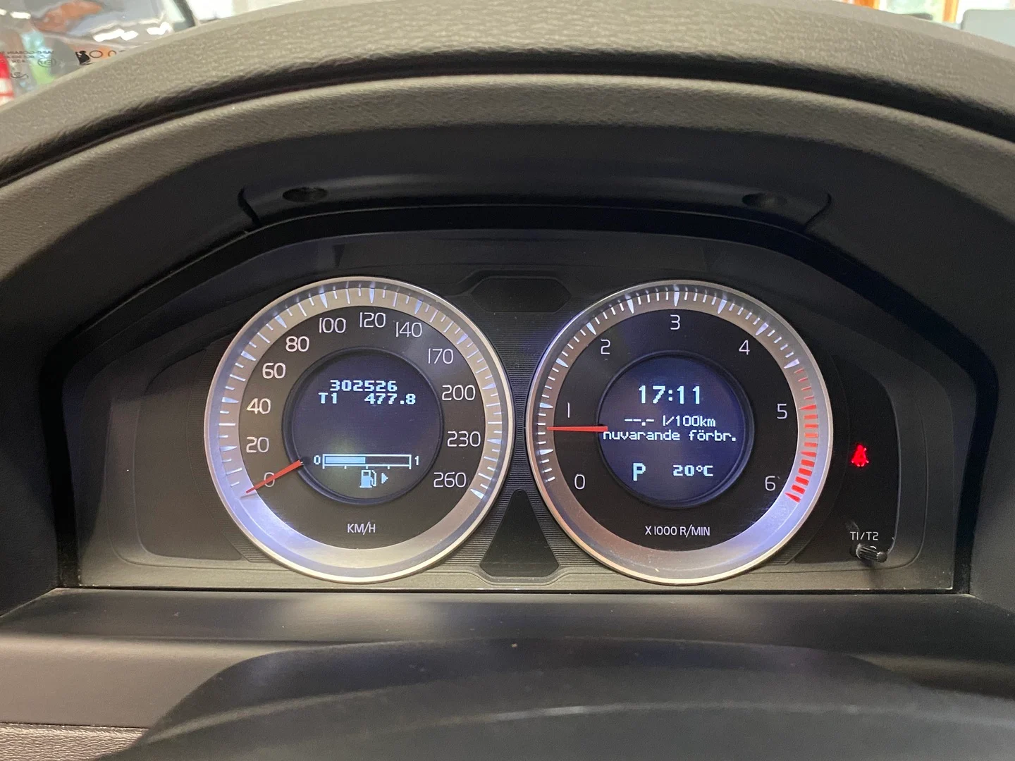 Car Image - DrozMOIRhNg62djSDlU5z