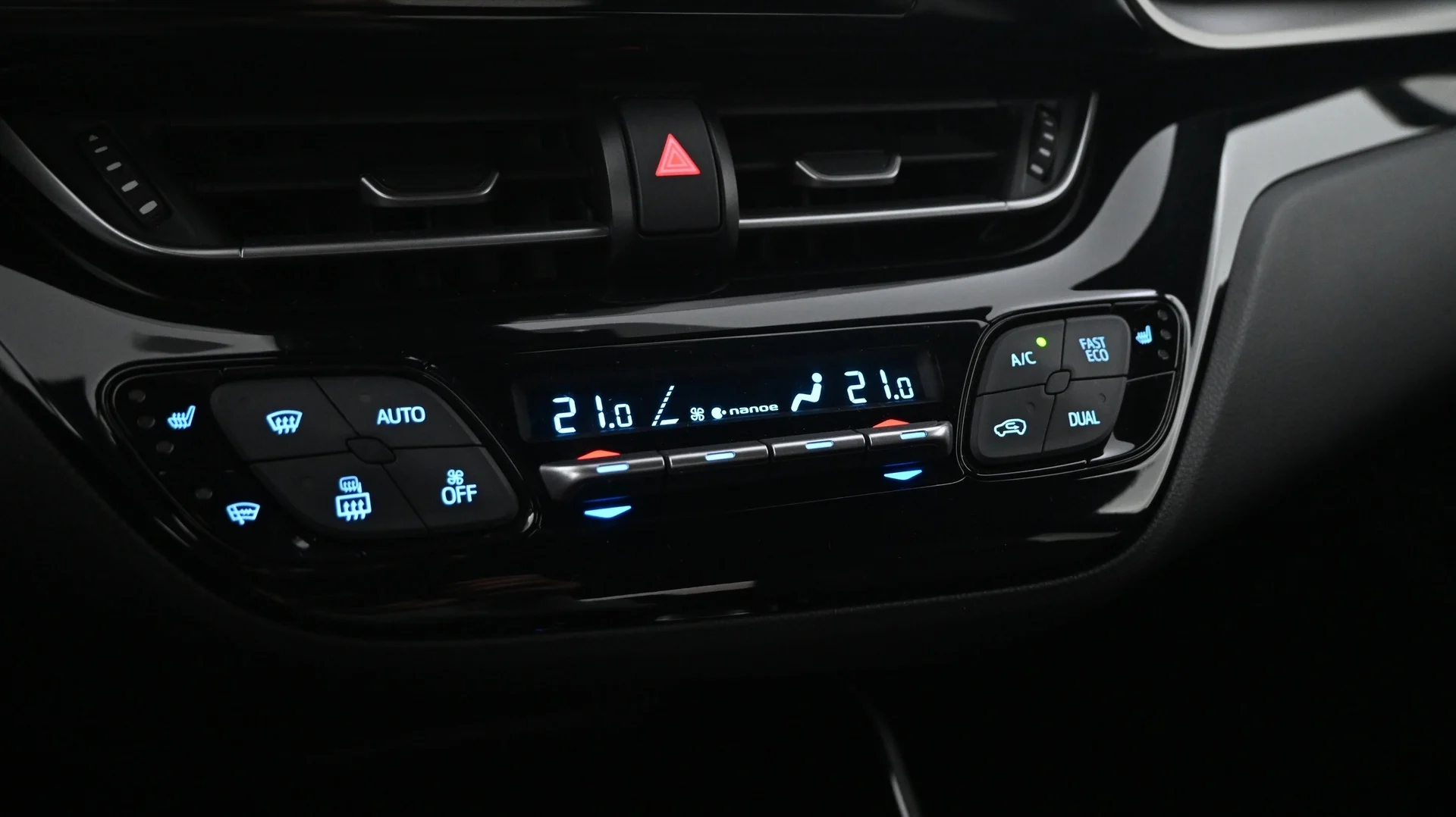 Car Image - 1nfkQYAvaDuLaQWbEmPASC