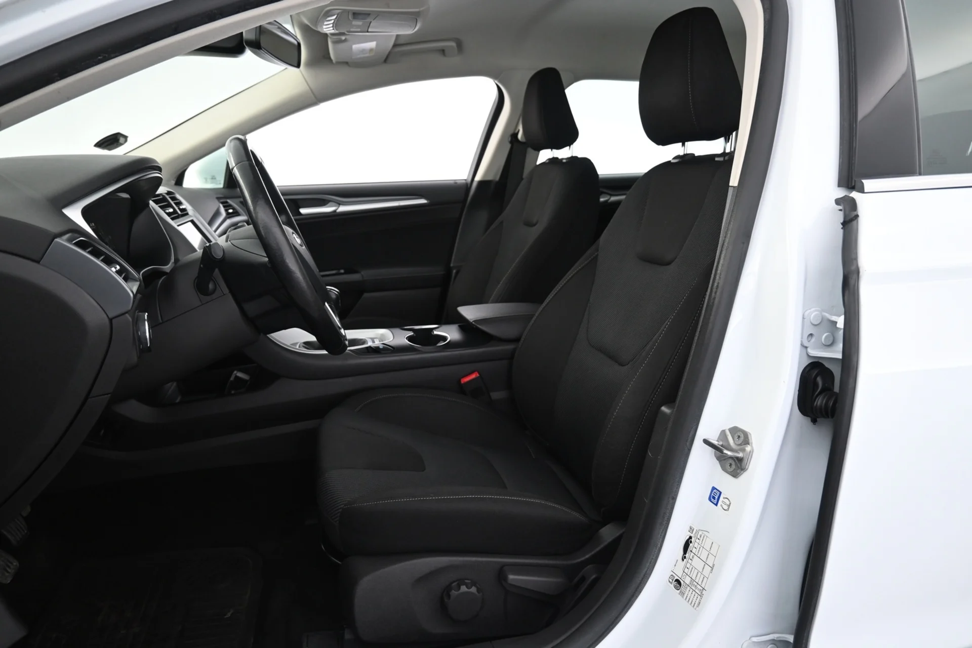 Car Image - 4fc0iPbRyAx8ZfQMAq1U3i