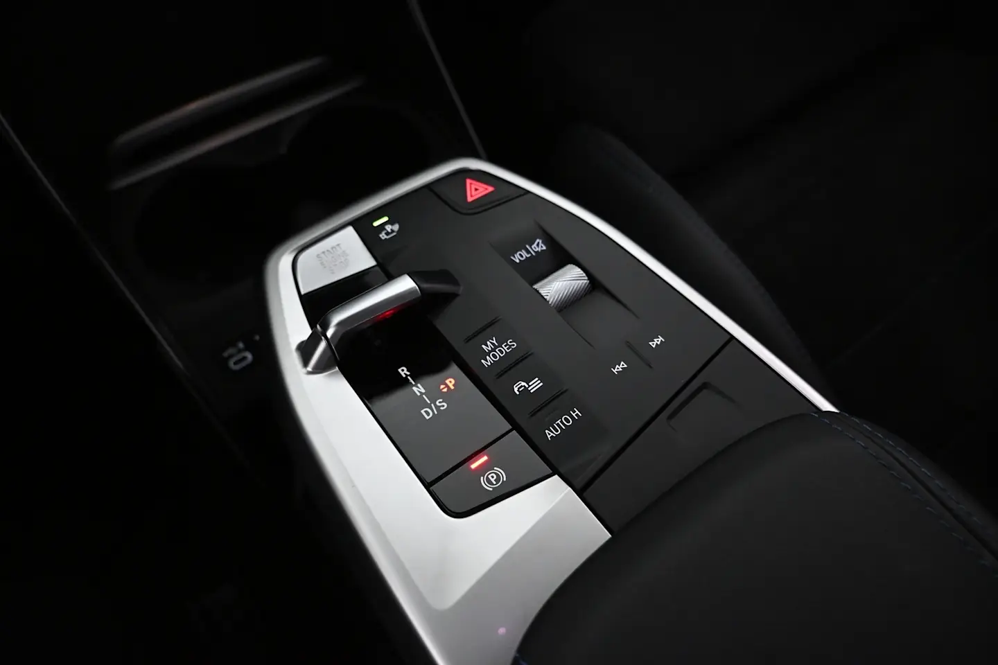 Car Image - 5nGaloW6xZguTchXfOkPRX