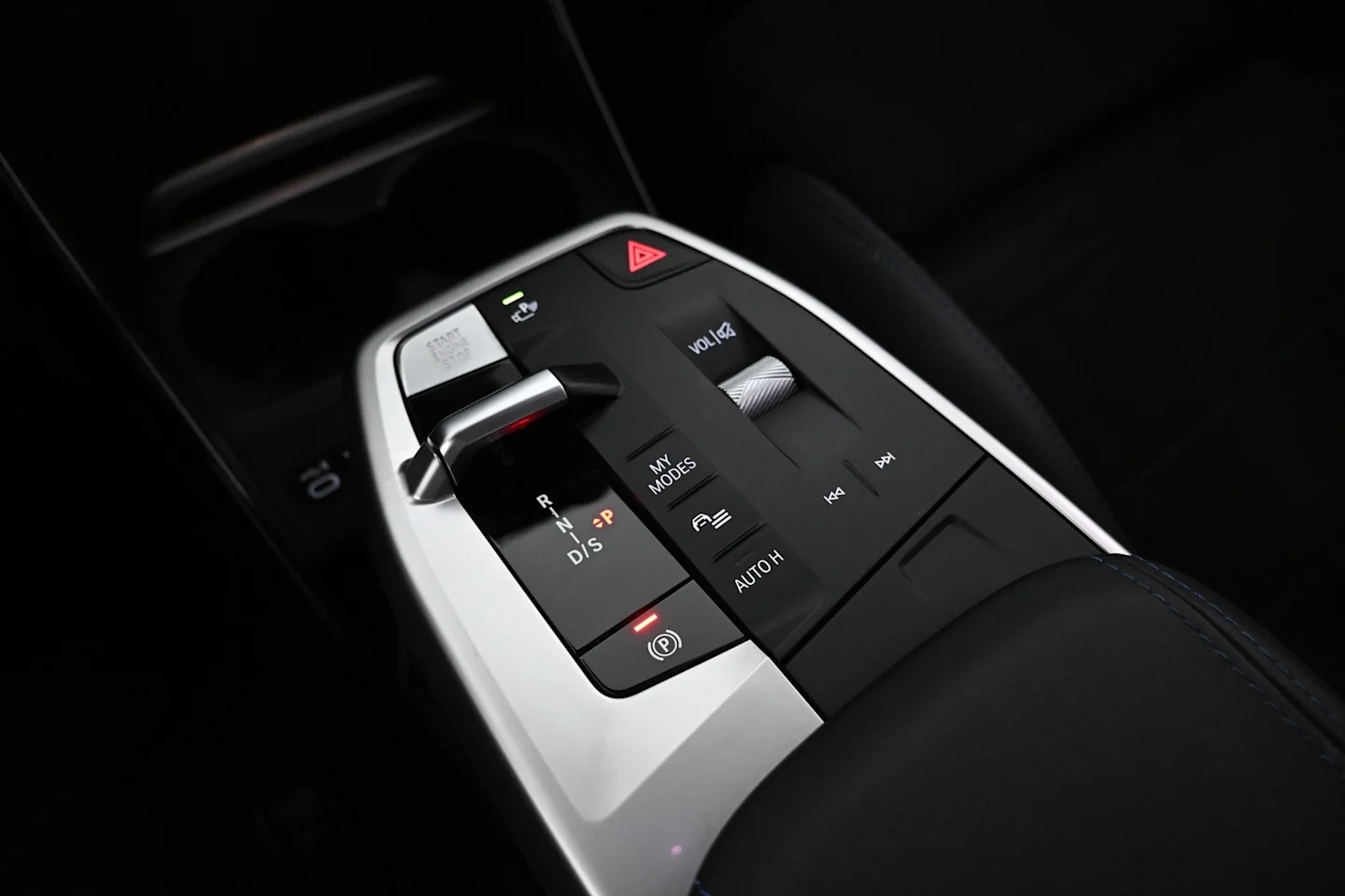 Car Image - 5nGaloW6xZguTchXfOkPRX