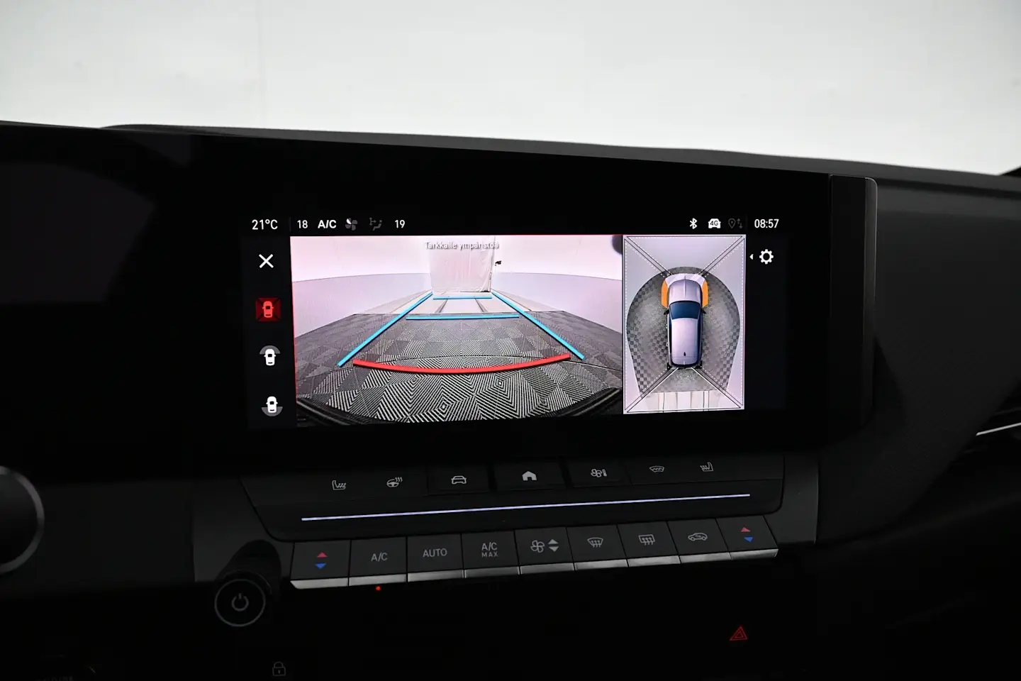 Car Image - e2byUTi1a1cwCr7KkBxIm