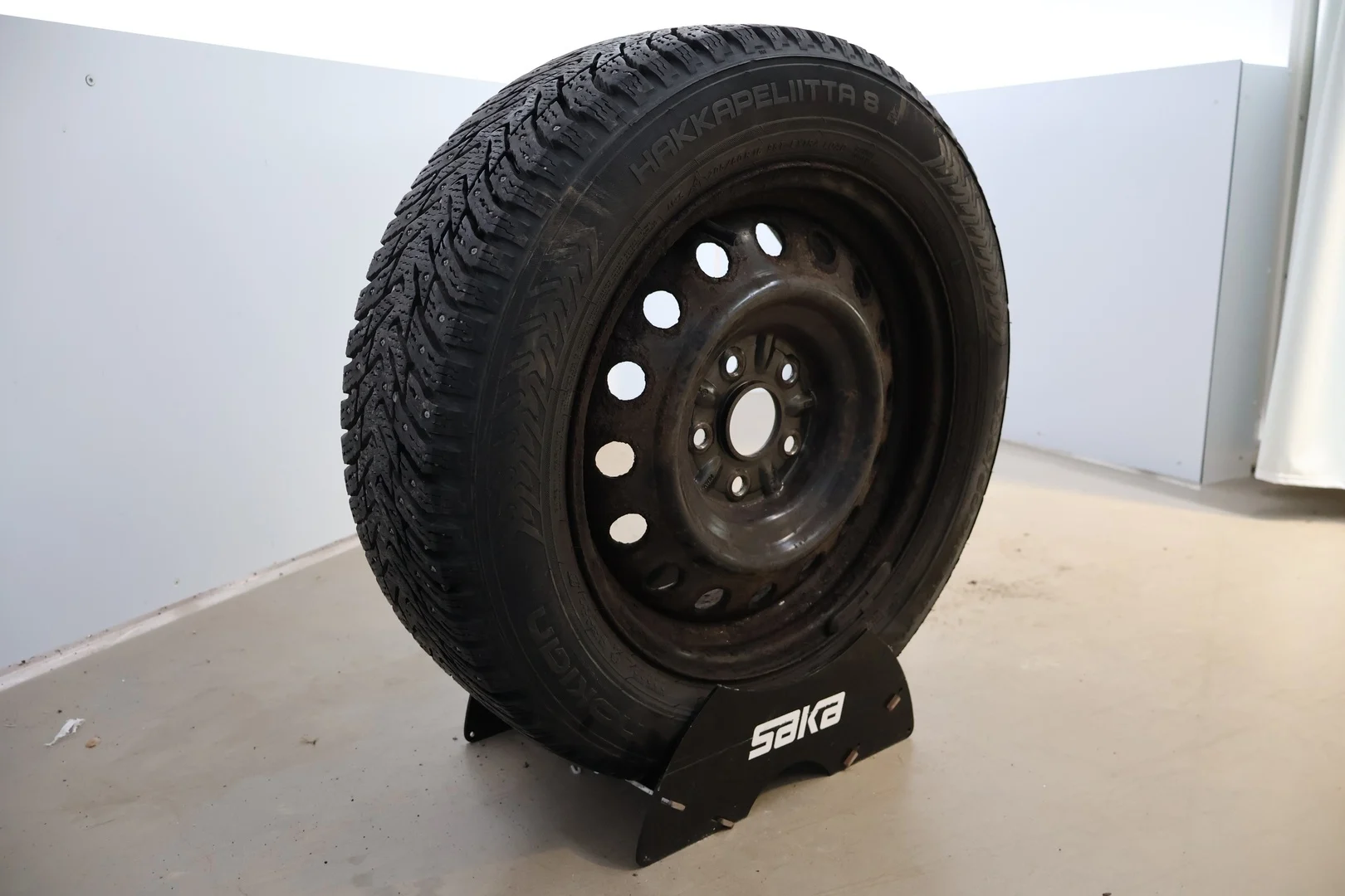 Car Image - 1aH6aPAzNsafYkCWHszrLN