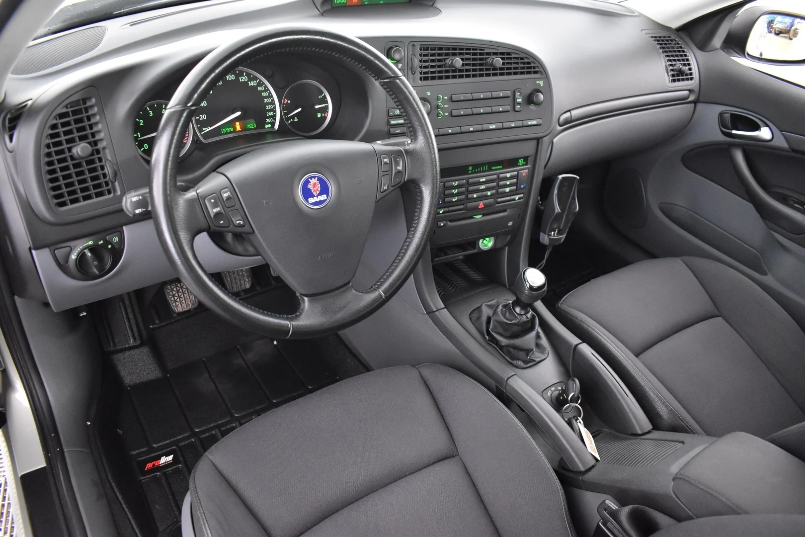 Car Image - 5xckQtgy75ZlozncxsfCc3