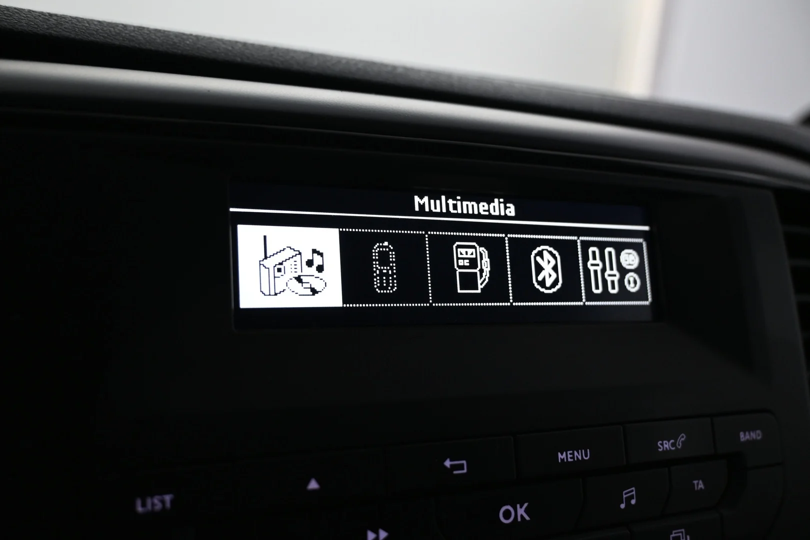 Car Image - 25YwaRFCEkX7Q92jW18U8I