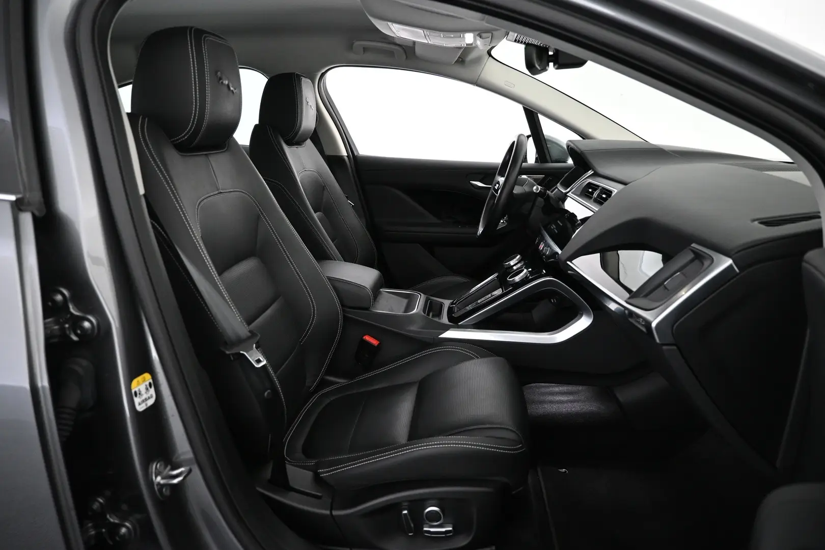 Car Image - 4z8Y2QjsbWZuc8cAdZo3tn