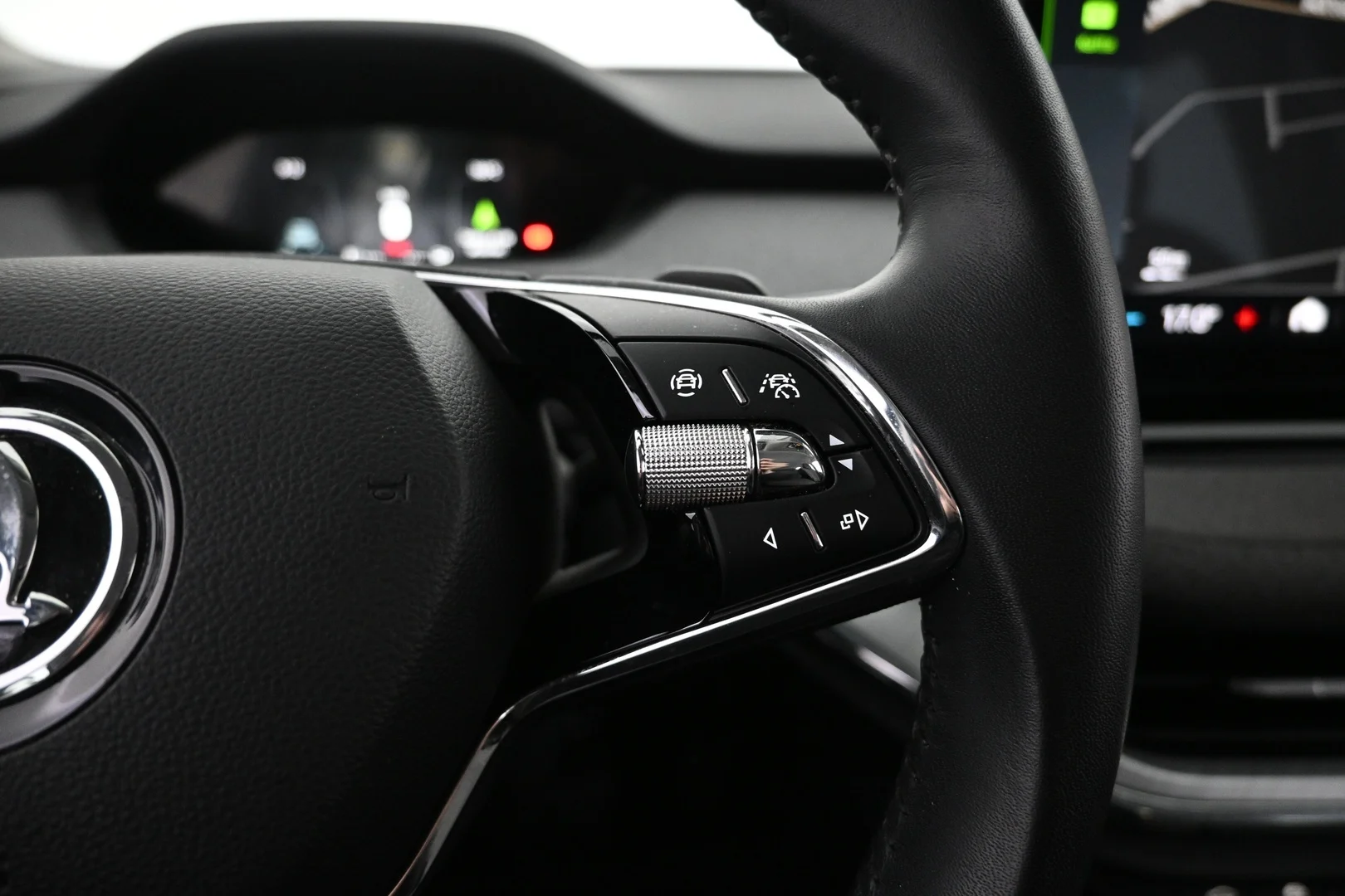 Car Image - 72OIXaNlhvexQblyhyBM9r