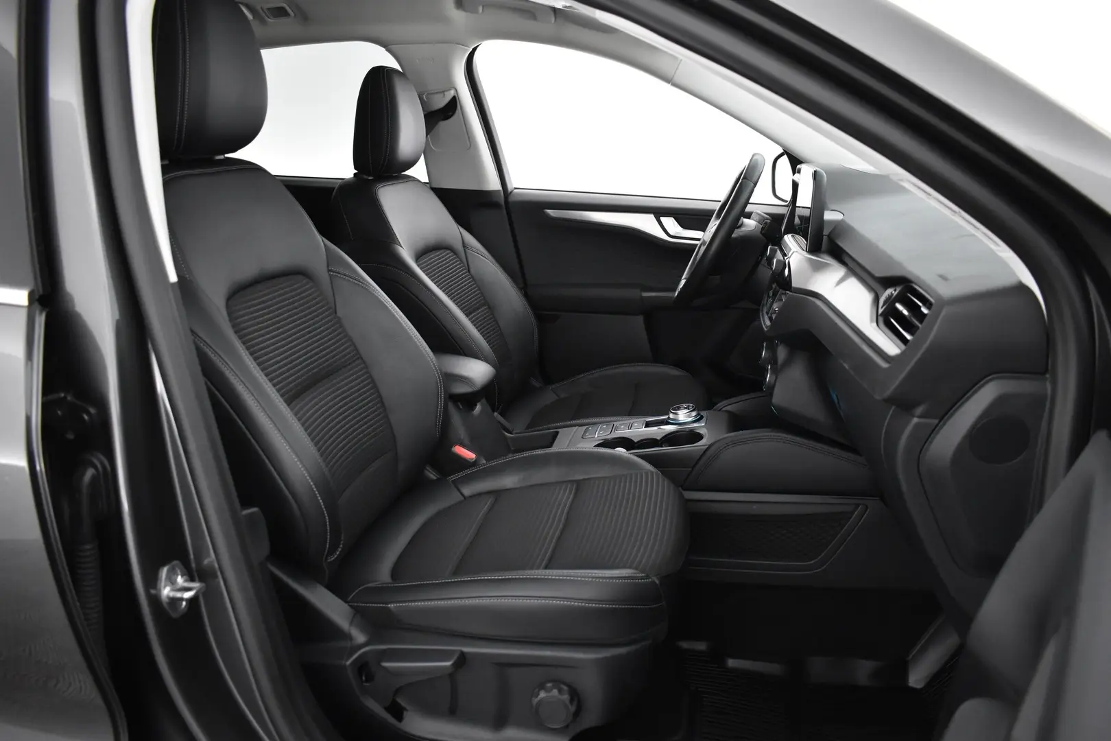 Car Image - 7g9eQ68HpJ1gERHwjiRVJP