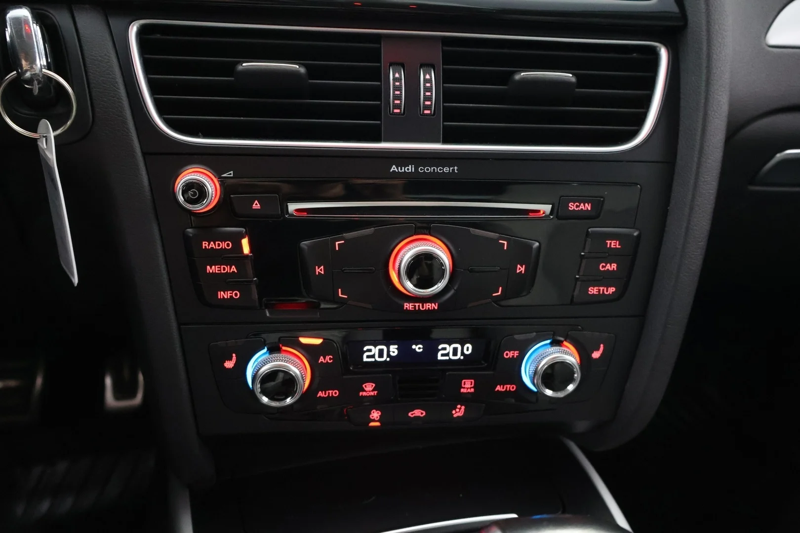 Car Image - 217MZKJgK0bGfAWVFMZItX