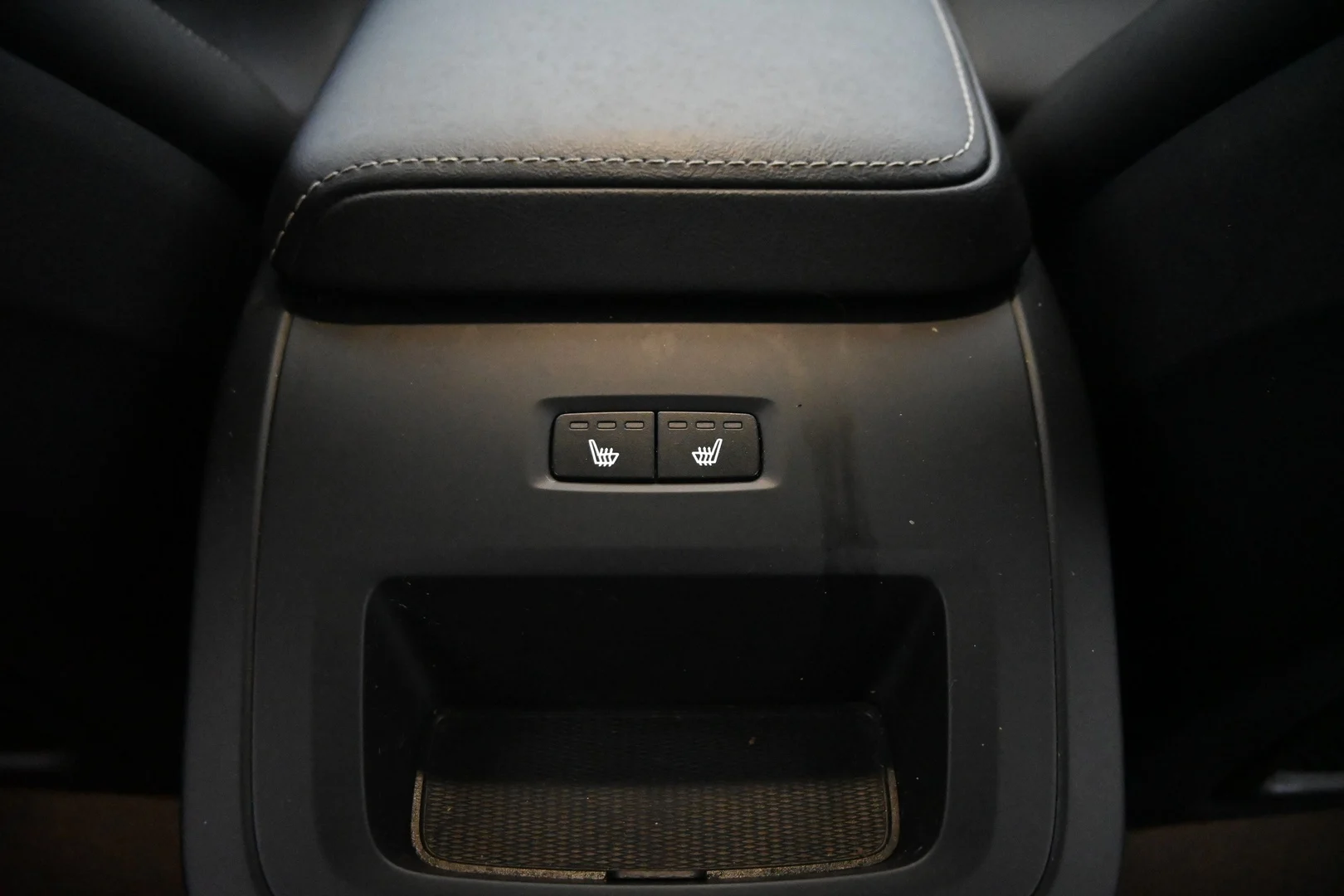 Car Image - 2KV4IvujgWh7EMfKGT6AyO