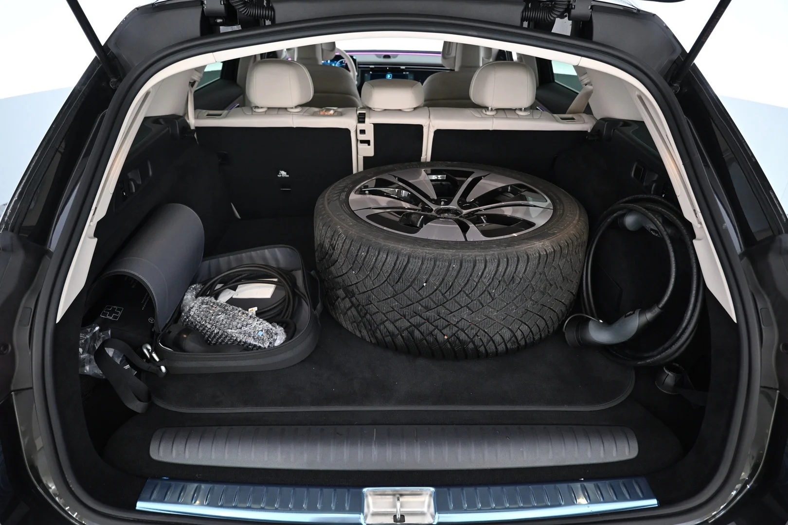 Car Image - 7y9ZBOn2hnTsZyyHRLYw9h