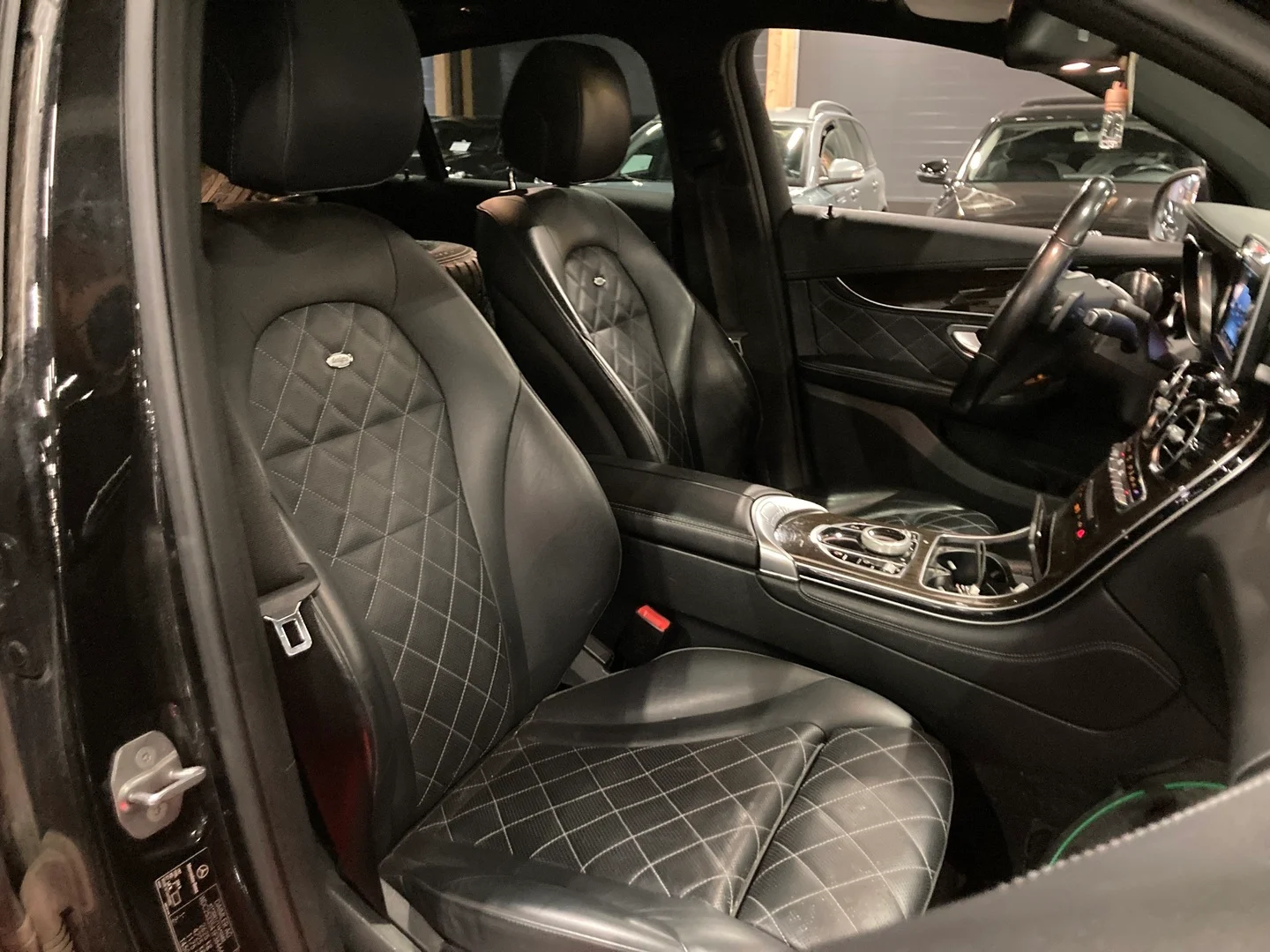 Car Image - 755XnJpfIQMmCzmr7TyID4