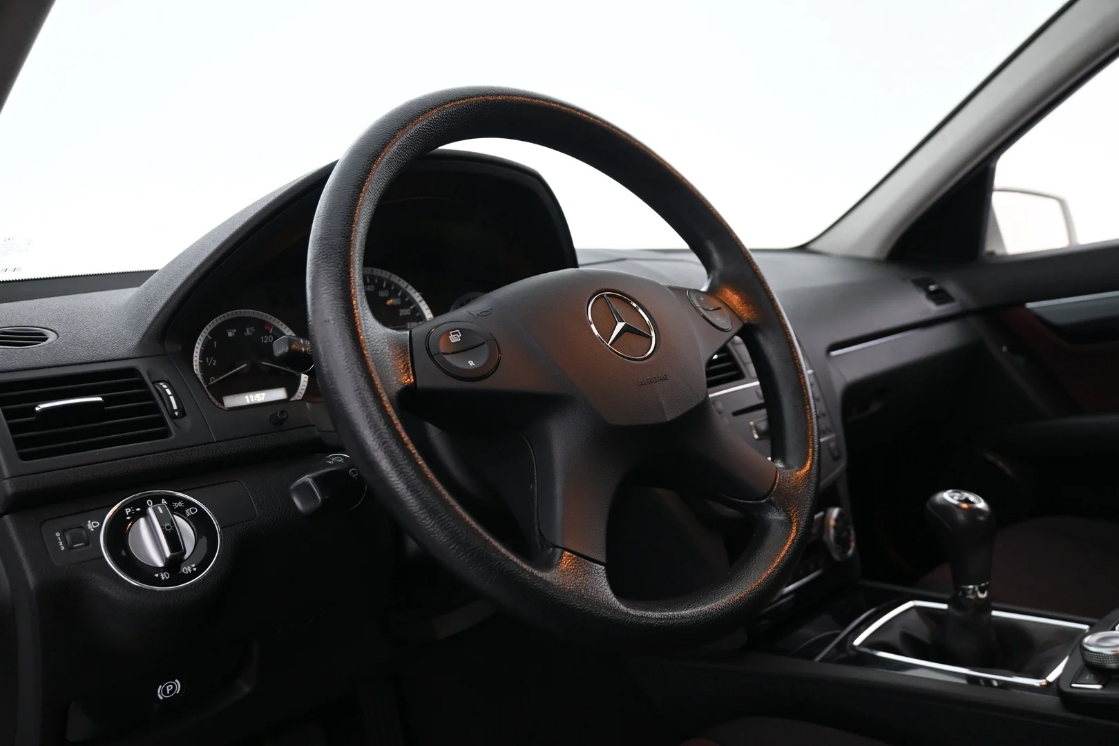 Car Image - 250wZNHzF7OKVX5KleWge2