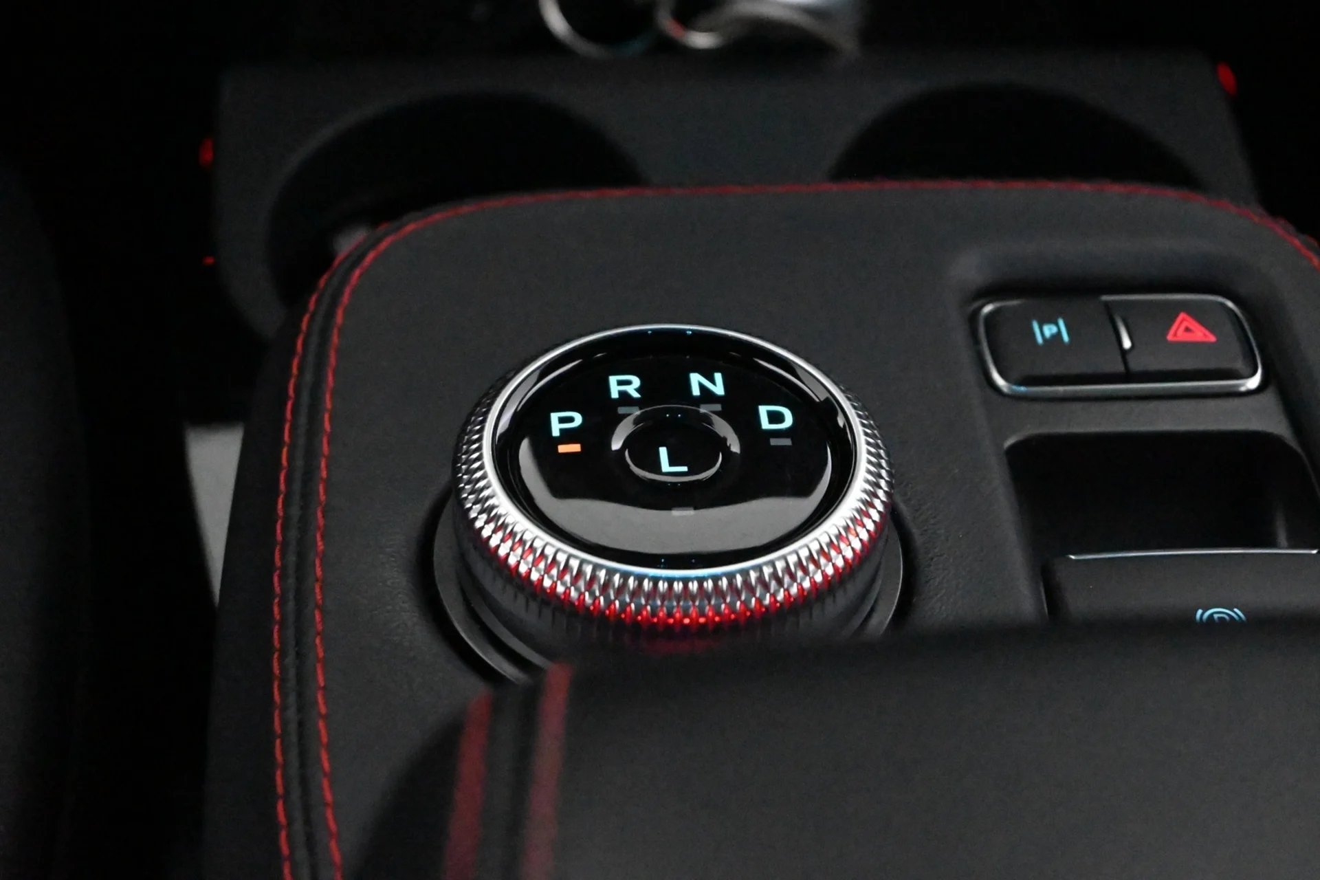 Car Image - 2I2tR4ryqL9iLbxJT3yv1j